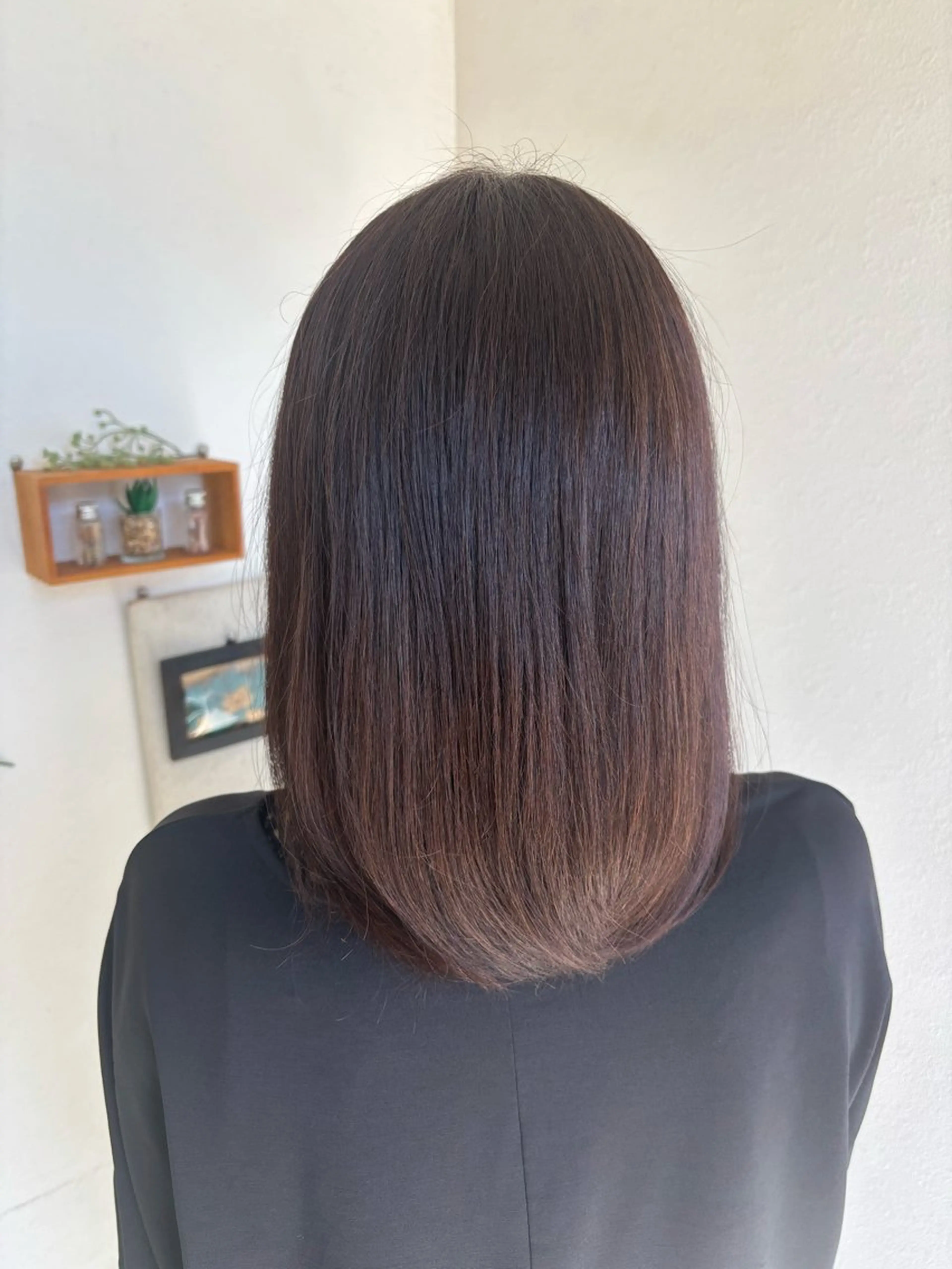 カラー 吉荒 璃子のヘアスタイル