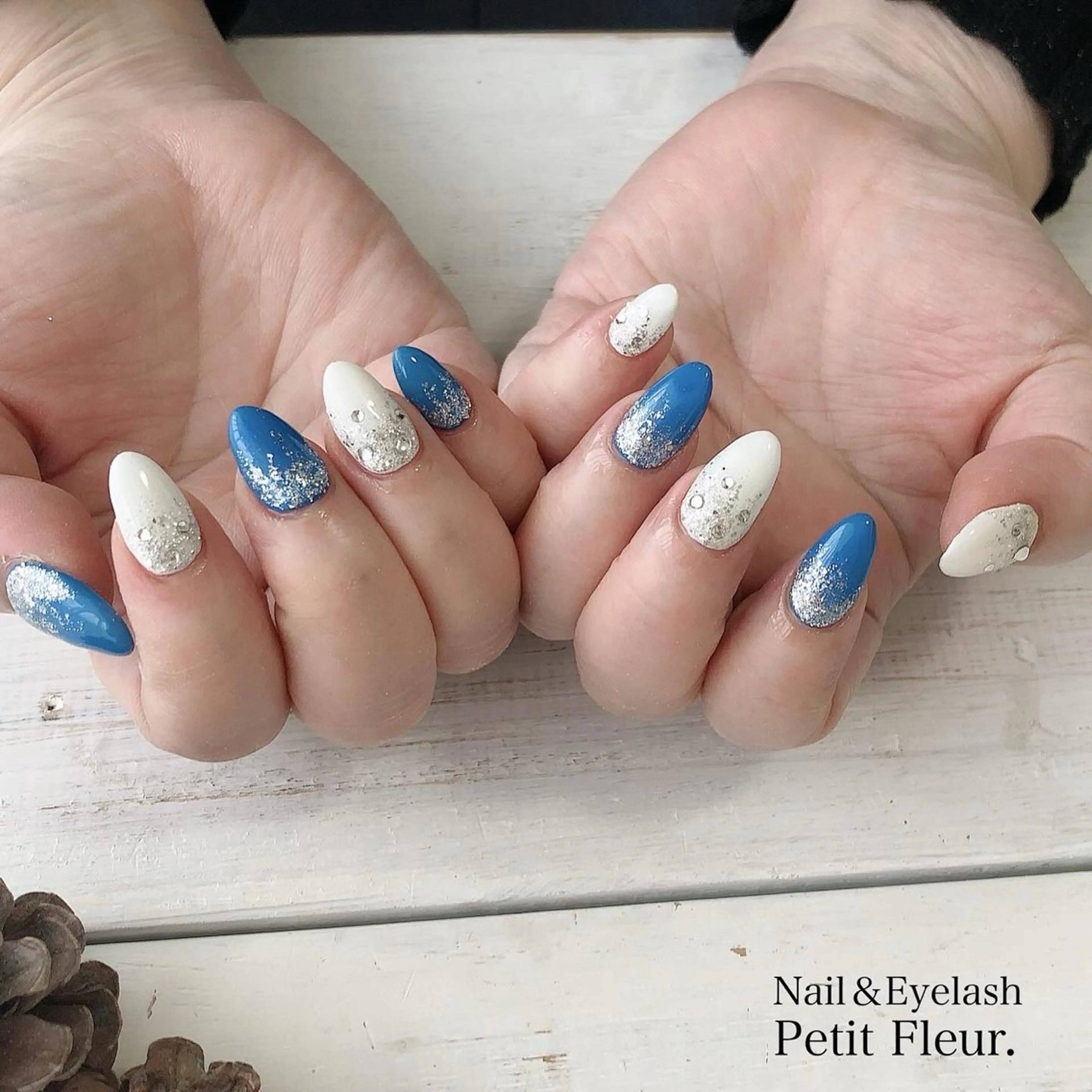 ネイル Petit Fleur所属・青柳 亜梨奈のマツエク・マツパデザイン