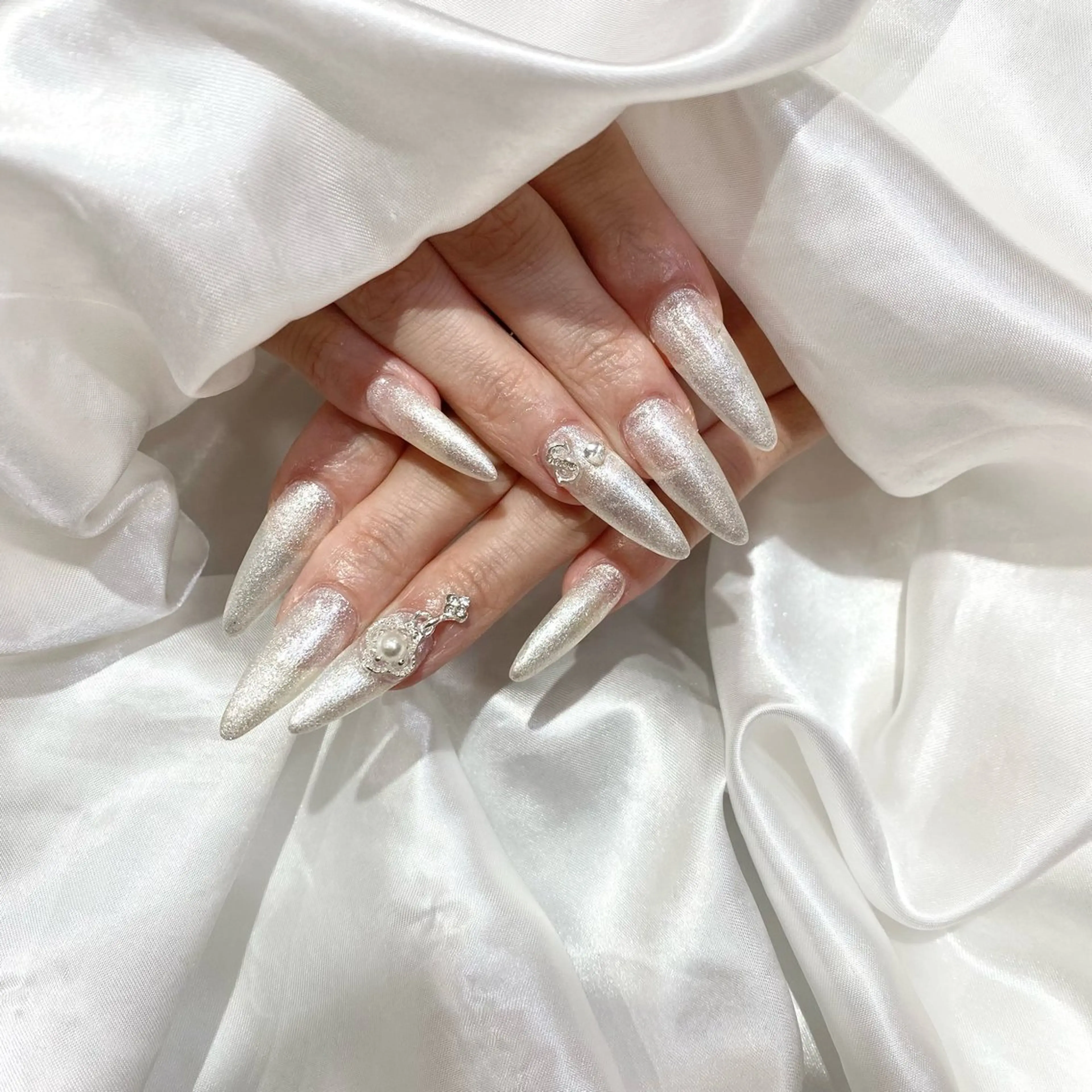 ネイル ハンドネイル WISTERIA azusaのネイルデザイン