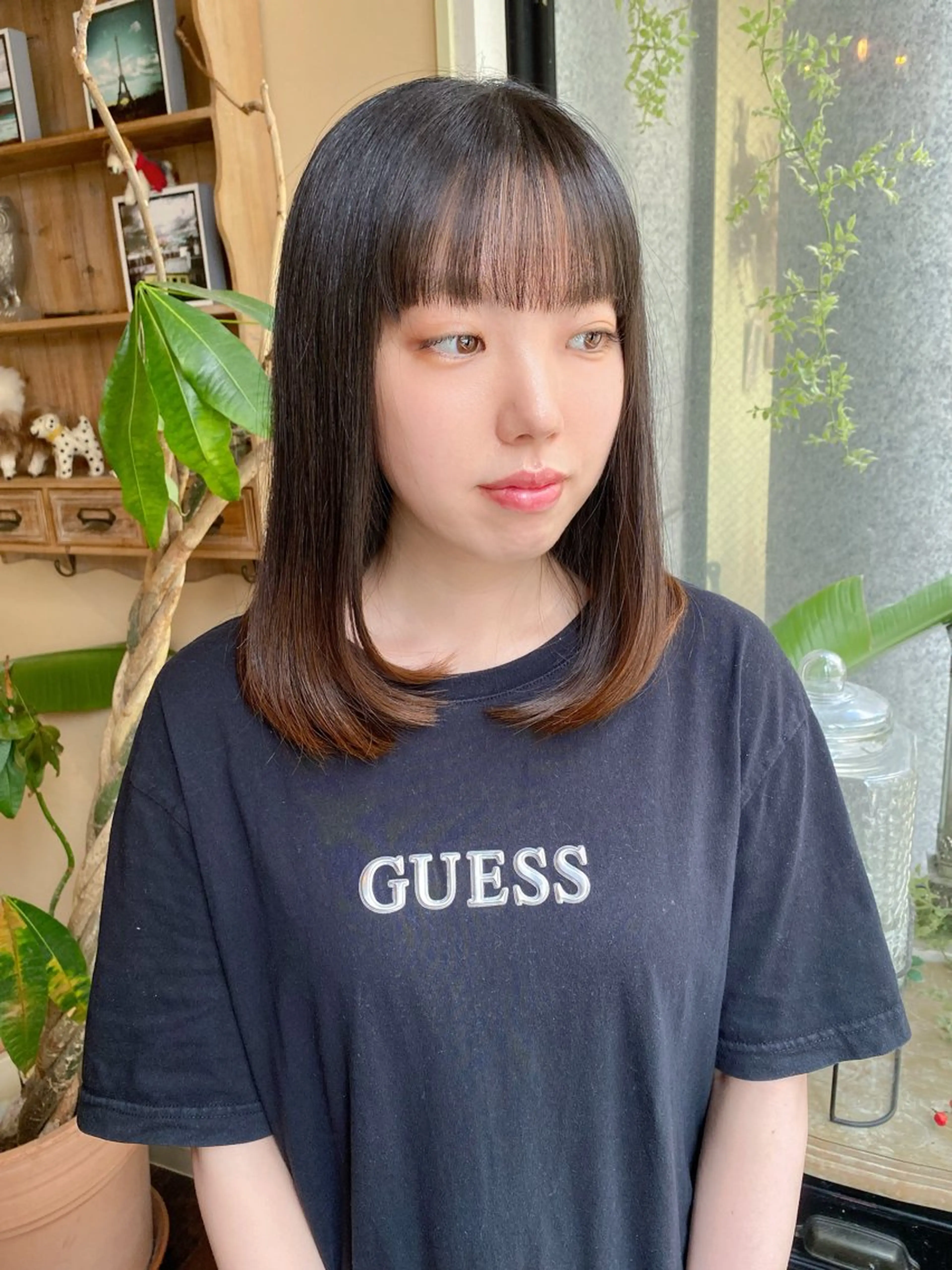 セミロング レイヤーカット ローレイヤー 當山 瑠奈のヘアスタイル