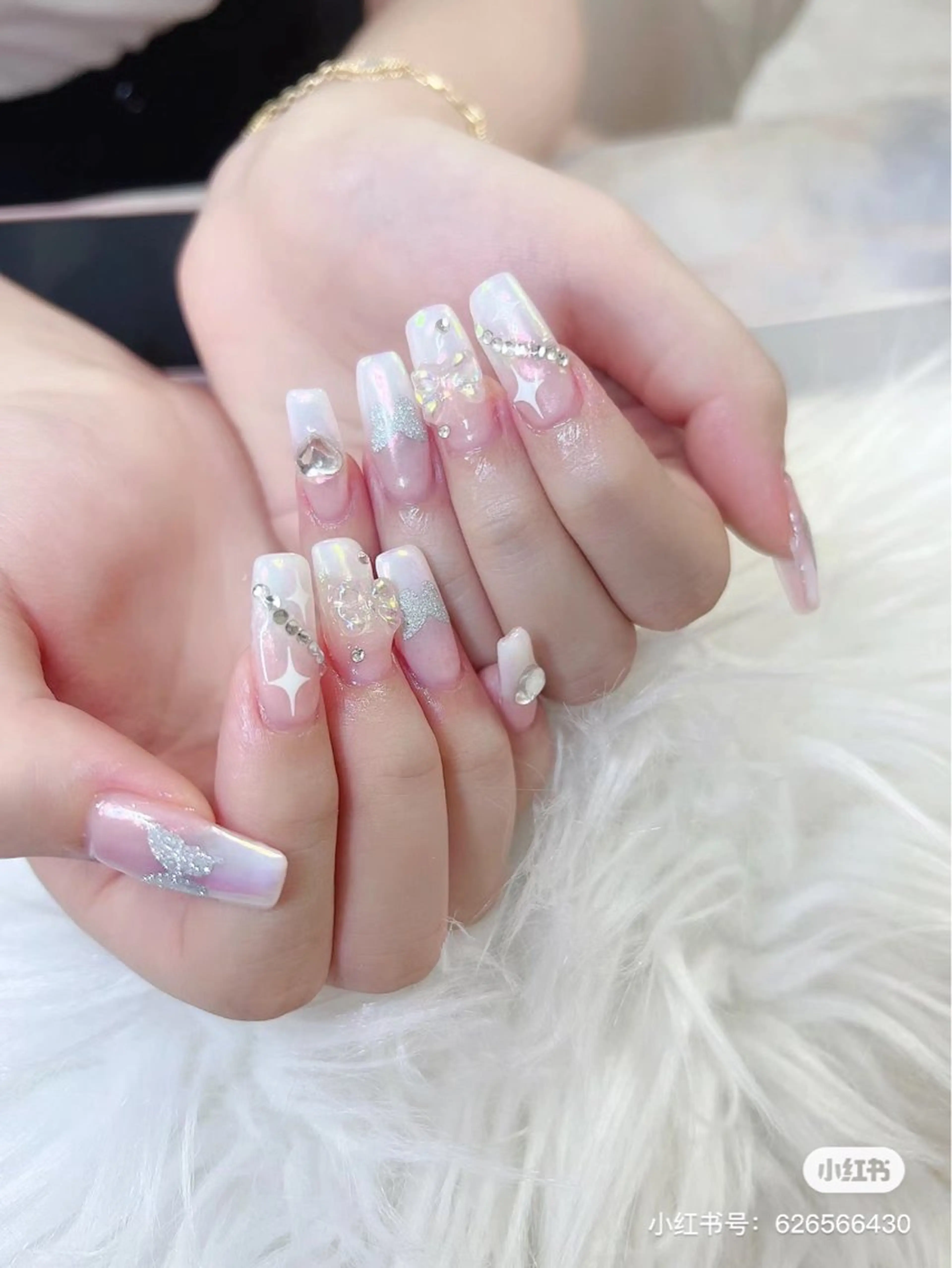 ネイル 菲菲ネイルサロン所属・FJ ネイルサロンのネイルデザイン