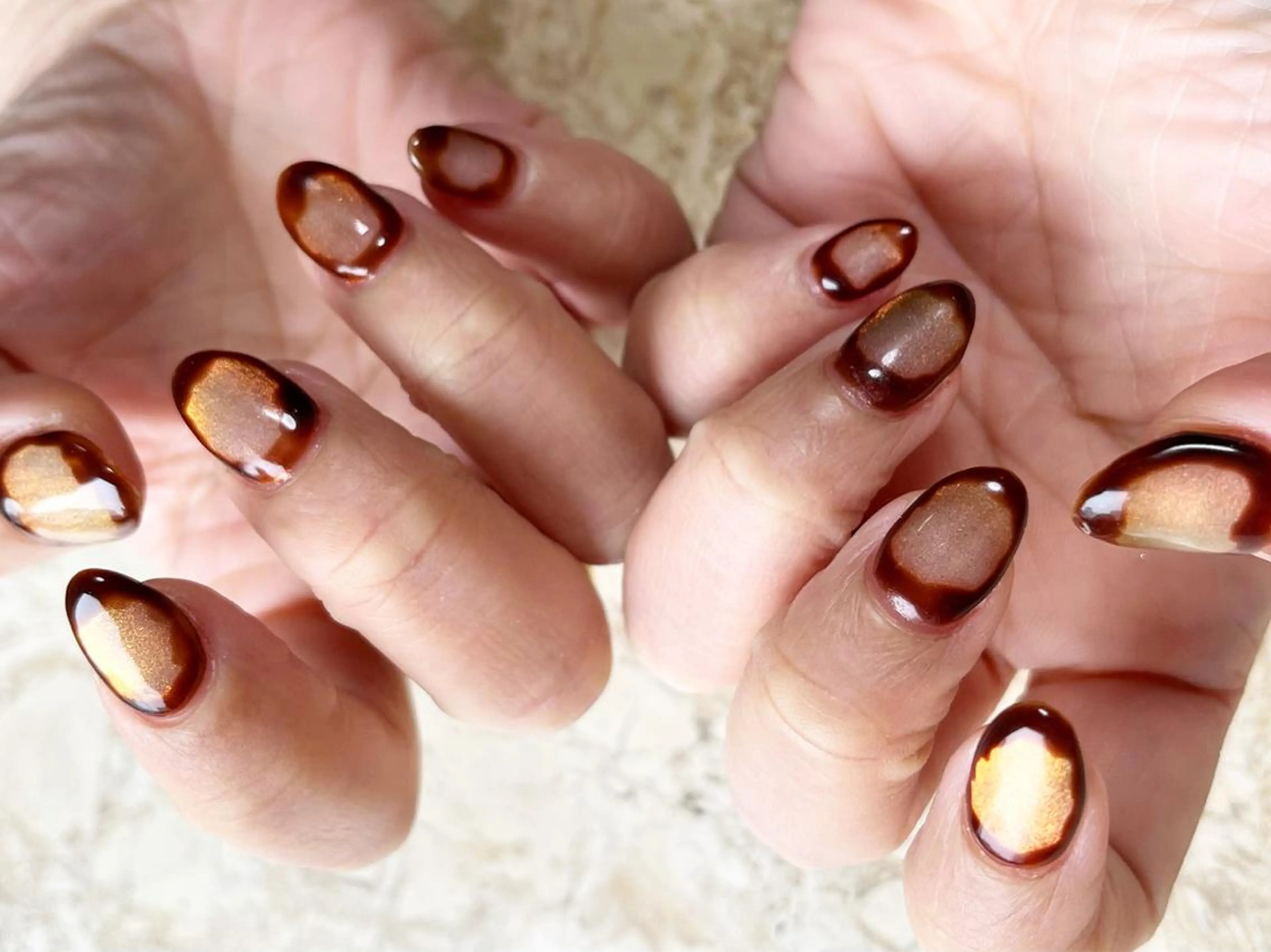 ネイル クリアネイル ジェルネイル グラデーション 氷ネイル・うるうるネイル 韓国ネイル mieux IZUMiのネイルデザイン