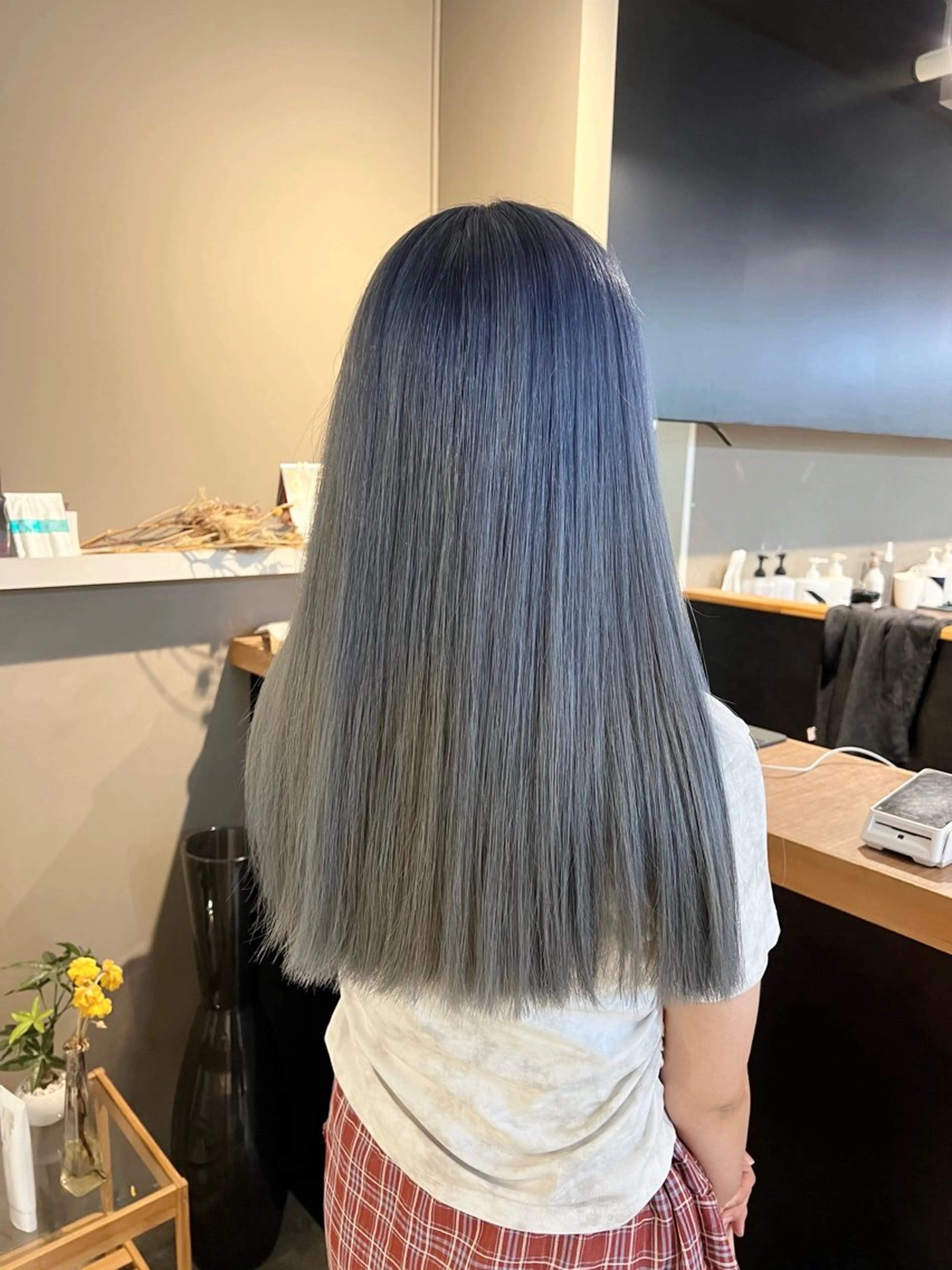 ロング カラー ブルーカラー シルバー daiki 原宿のヘアスタイル