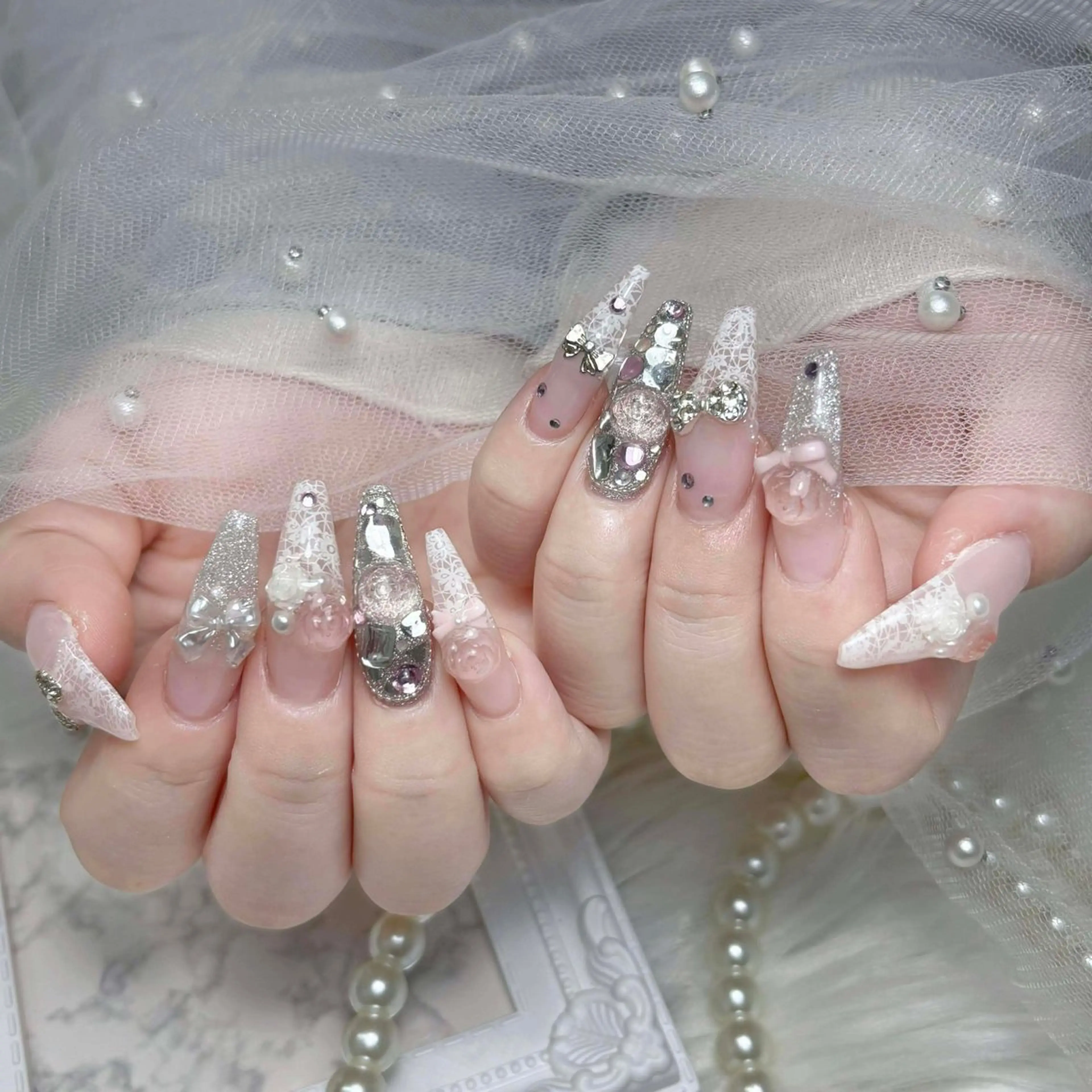 ネイル アートネイル フレンチネイル ジェルネイル グラデーション ニュアンスネイル ハンドネイル Nova Nail Shinsaiのネイルデザイン