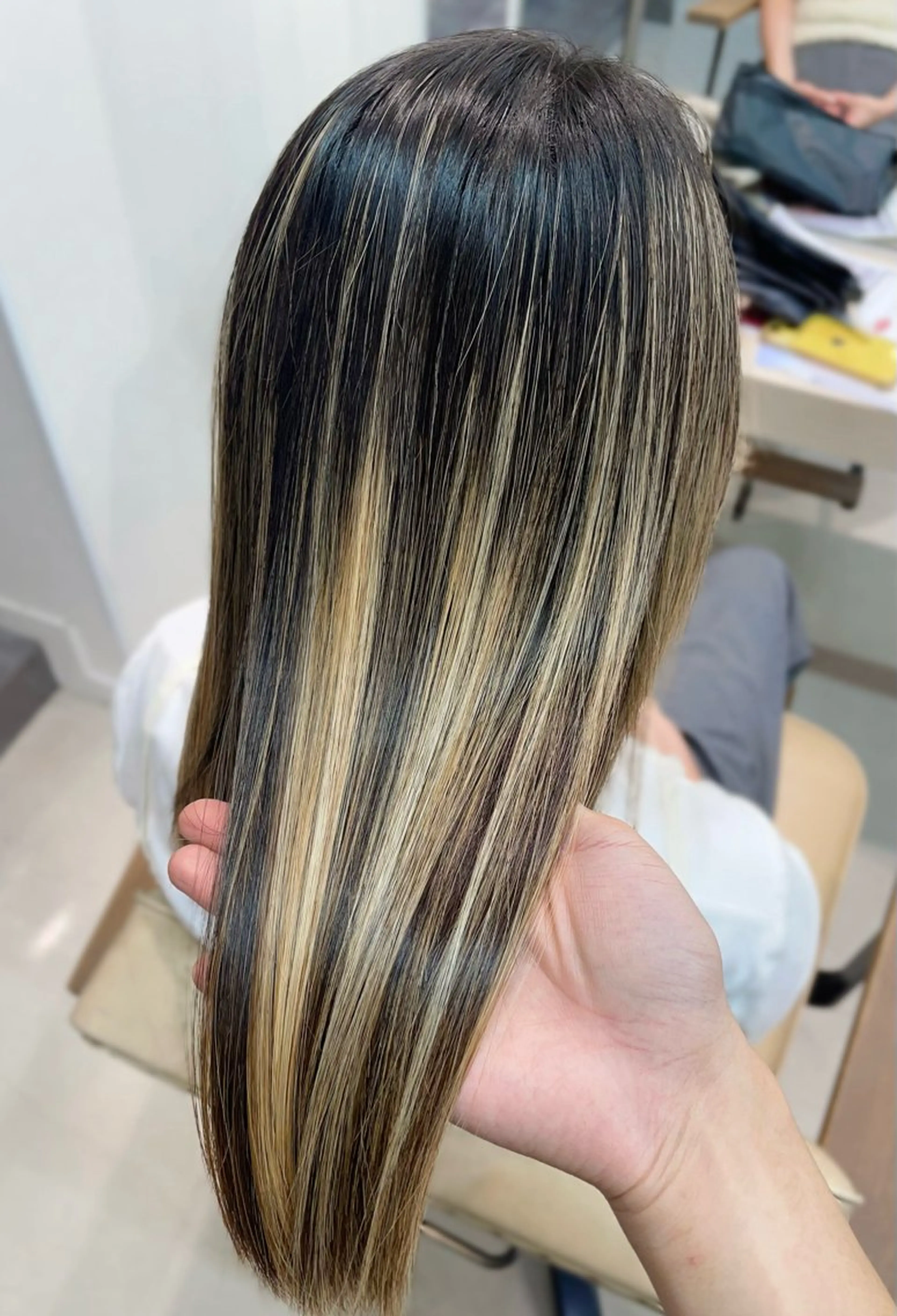 ミディアム 縮毛矯正 かずや🍀/髪質改善 /艶髪カラー/眉毛のヘアスタイル