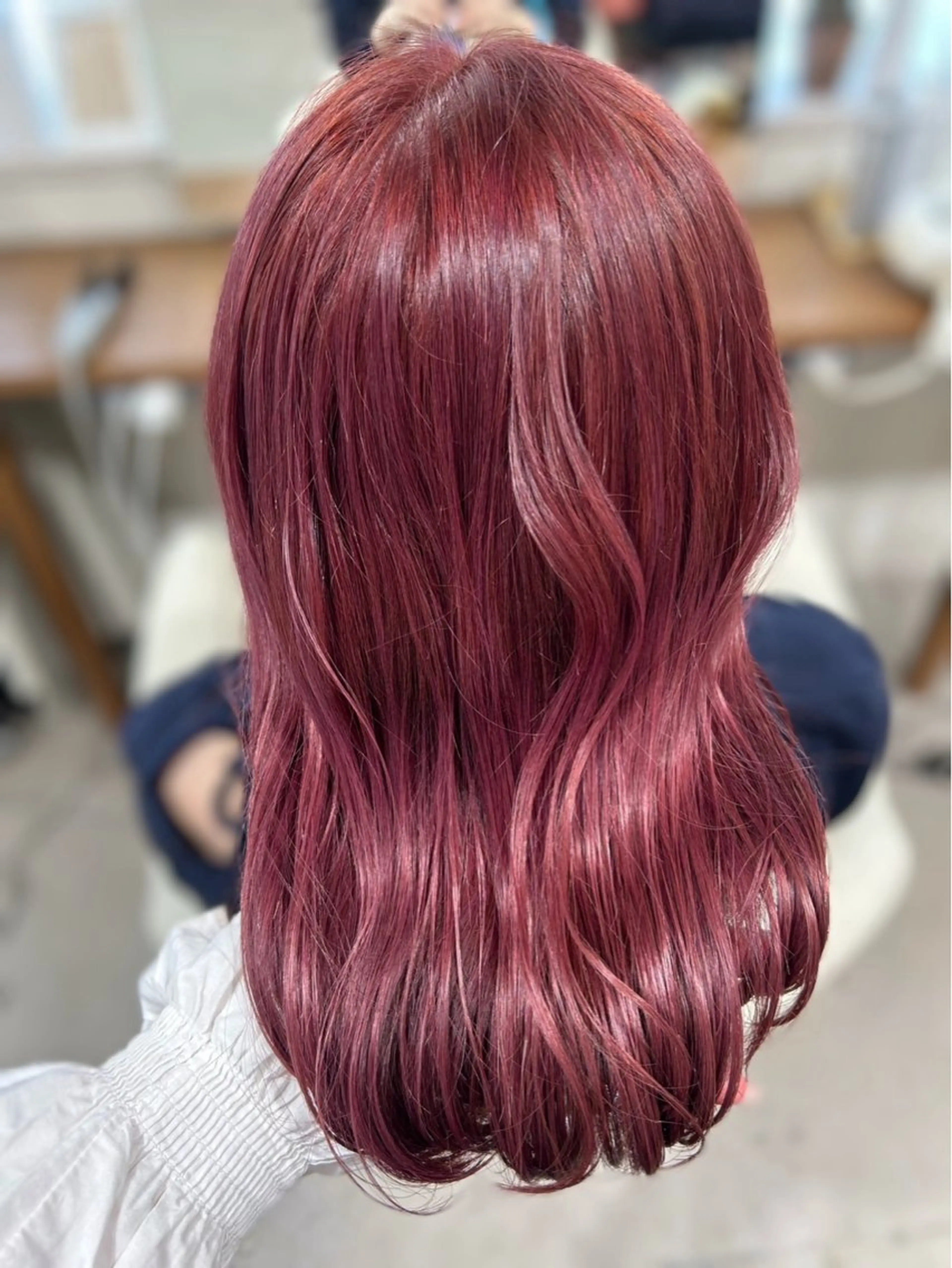 ロング 村上 綾音のヘアスタイル