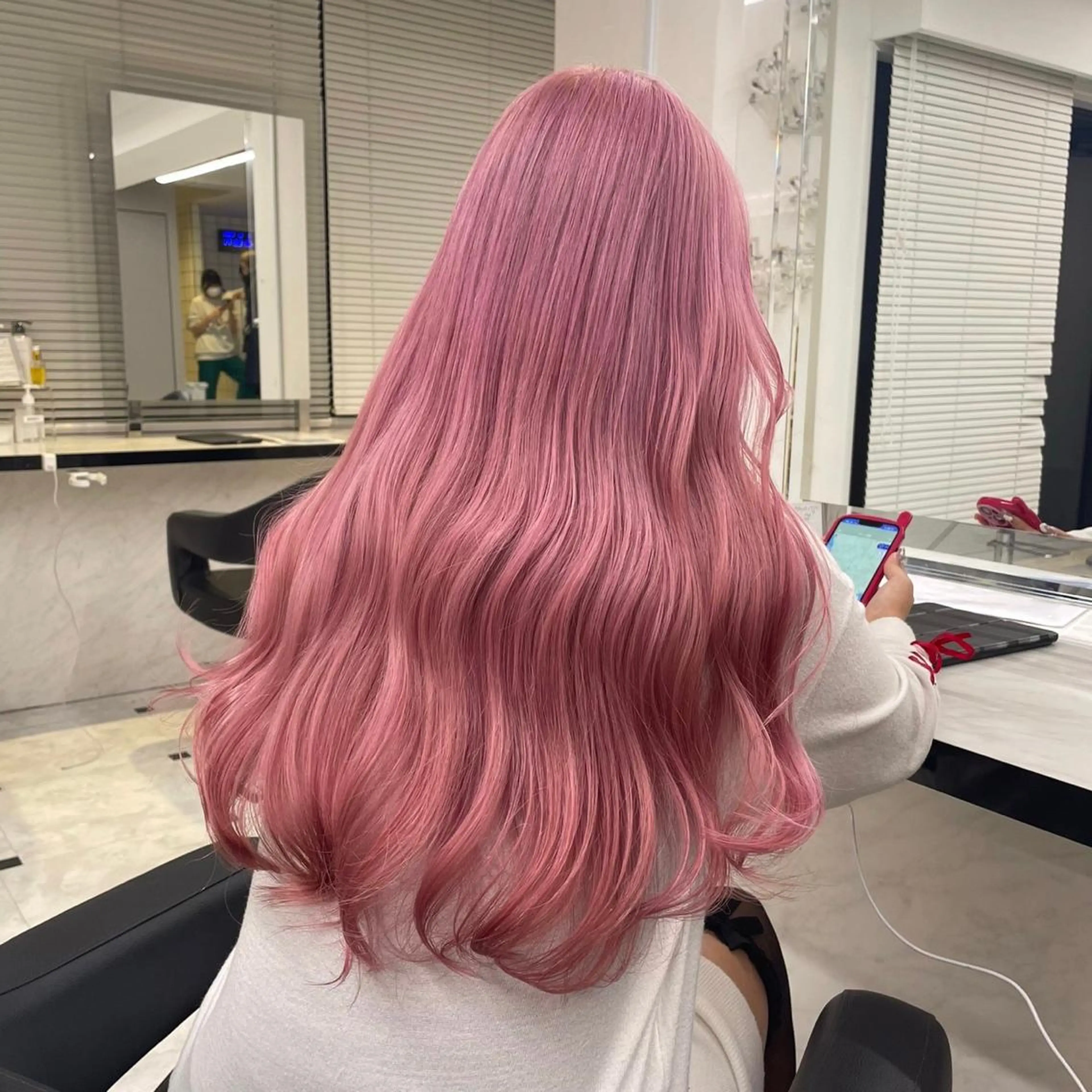 セミロング カラー ECREA所属・スエヤス ミサキのマツエク・マツパデザイン