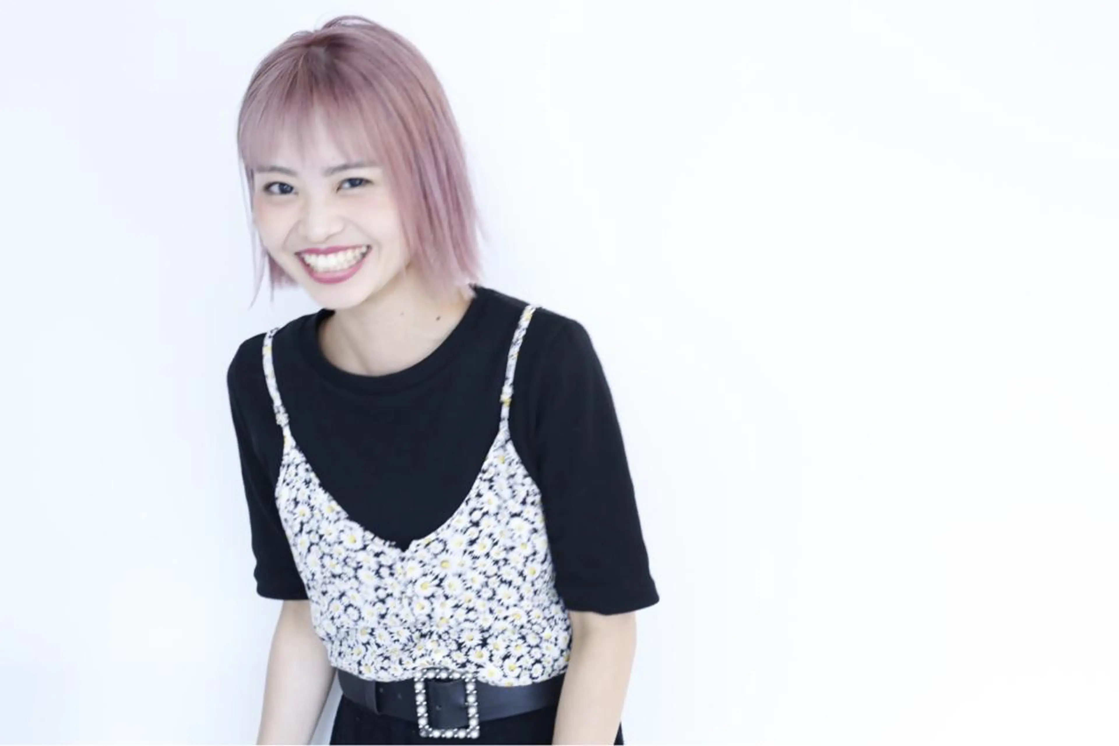 ミディアム ill.所属・ill［イル］大須 kojimaのヘアスタイル