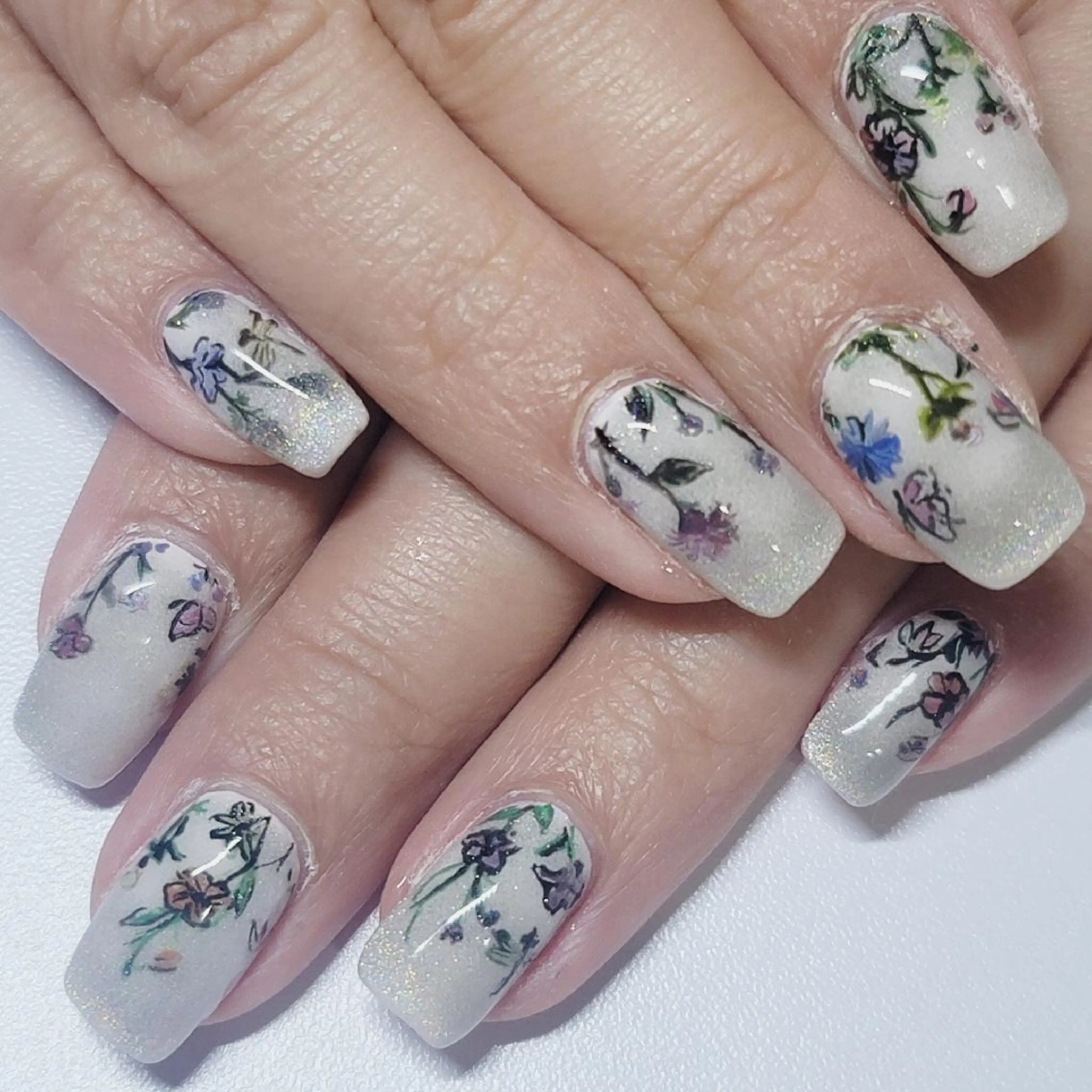 ネイル アートネイル フレンチネイル マグネットネイル マグネットフレンチ 春ネイル ハンドネイル よしだ ひろきのネイルデザイン