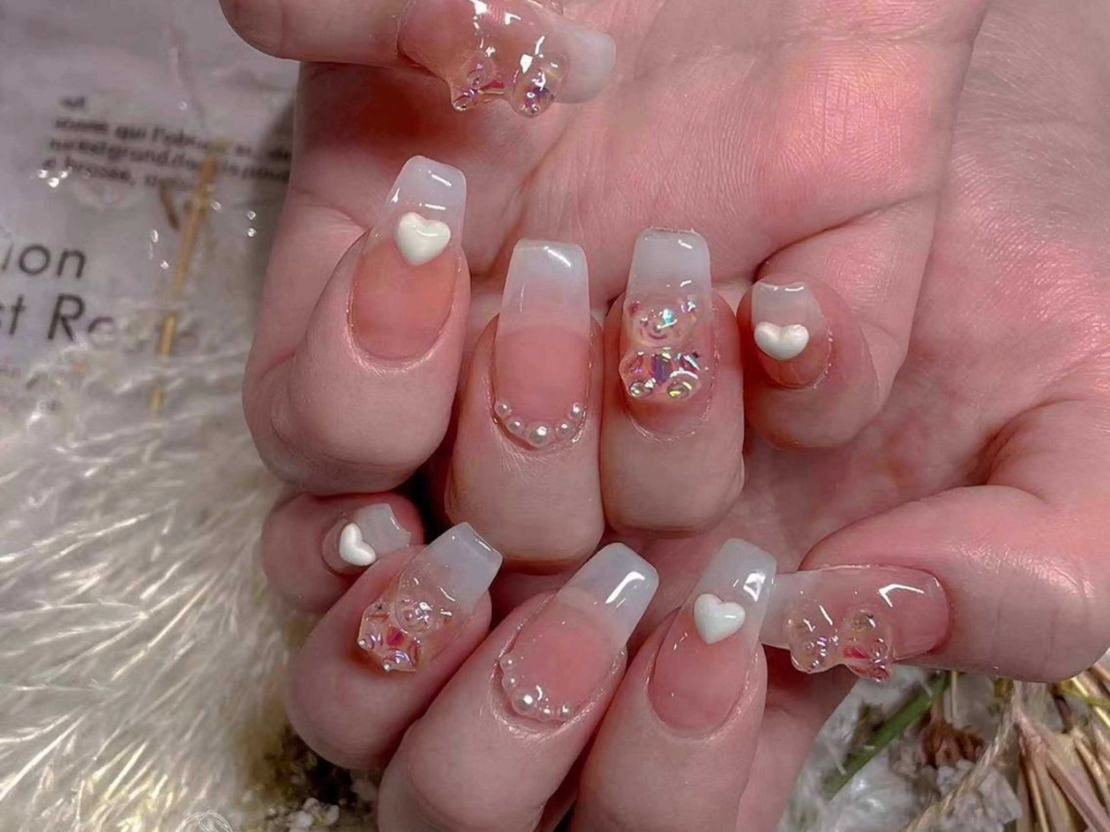 メンズ ネイル アートネイル フレンチネイル ジェルネイル キラキラネイル パラジェル ハンドネイル Bloom スカルプ専門店のネイルデザイン