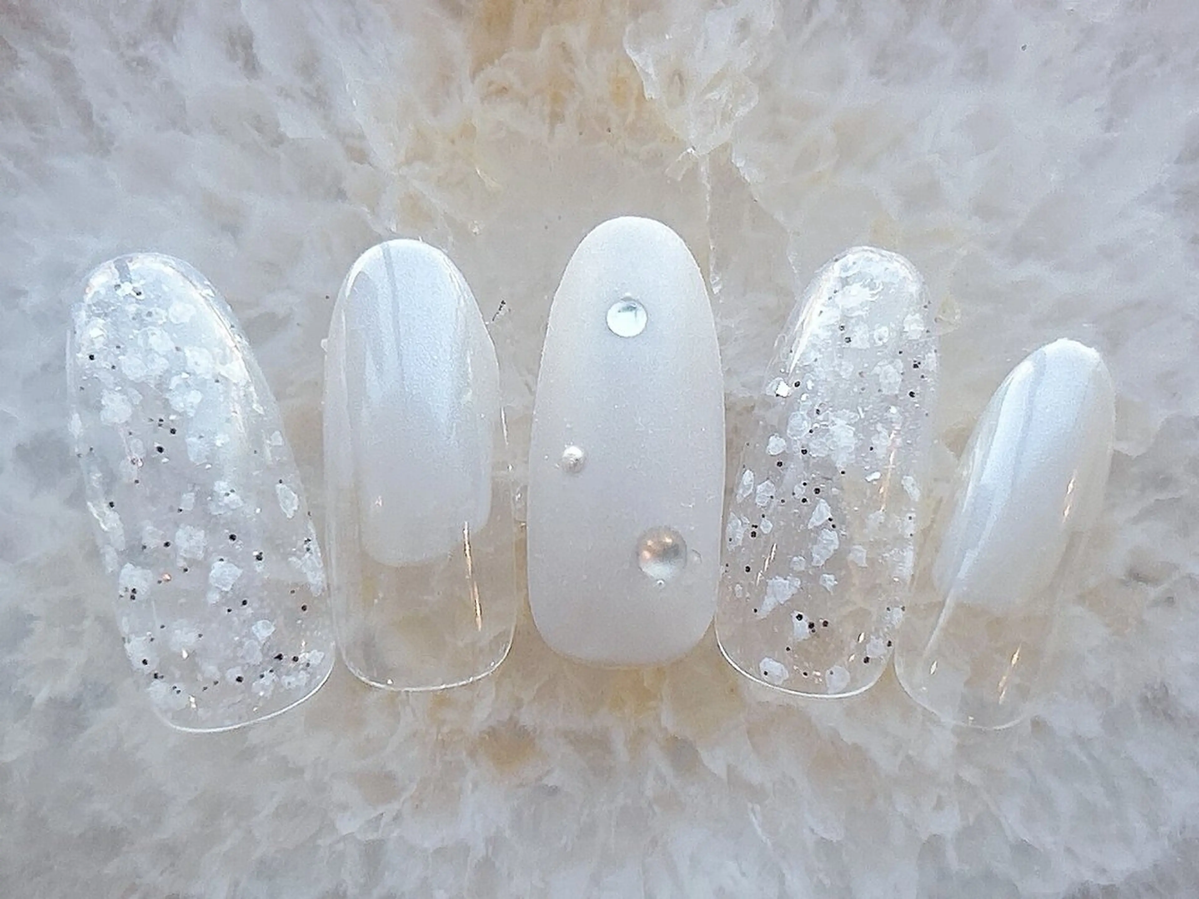 ネイル シンプルネイル aimer tomomiのネイルデザイン