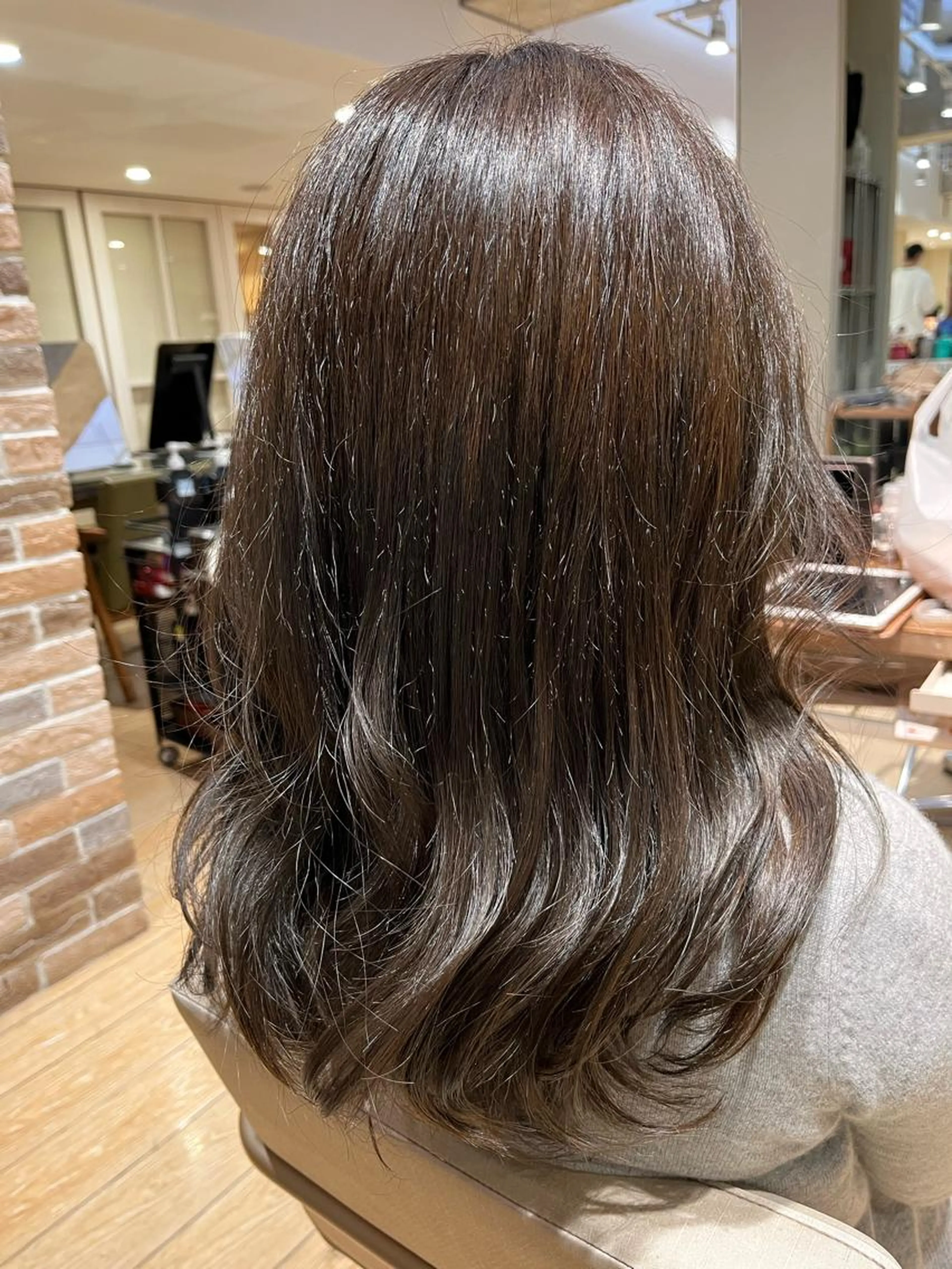 【本日19:30​〜​】シャンプー&ブローモデルさん募集🫧トリートメント付き✨の写真