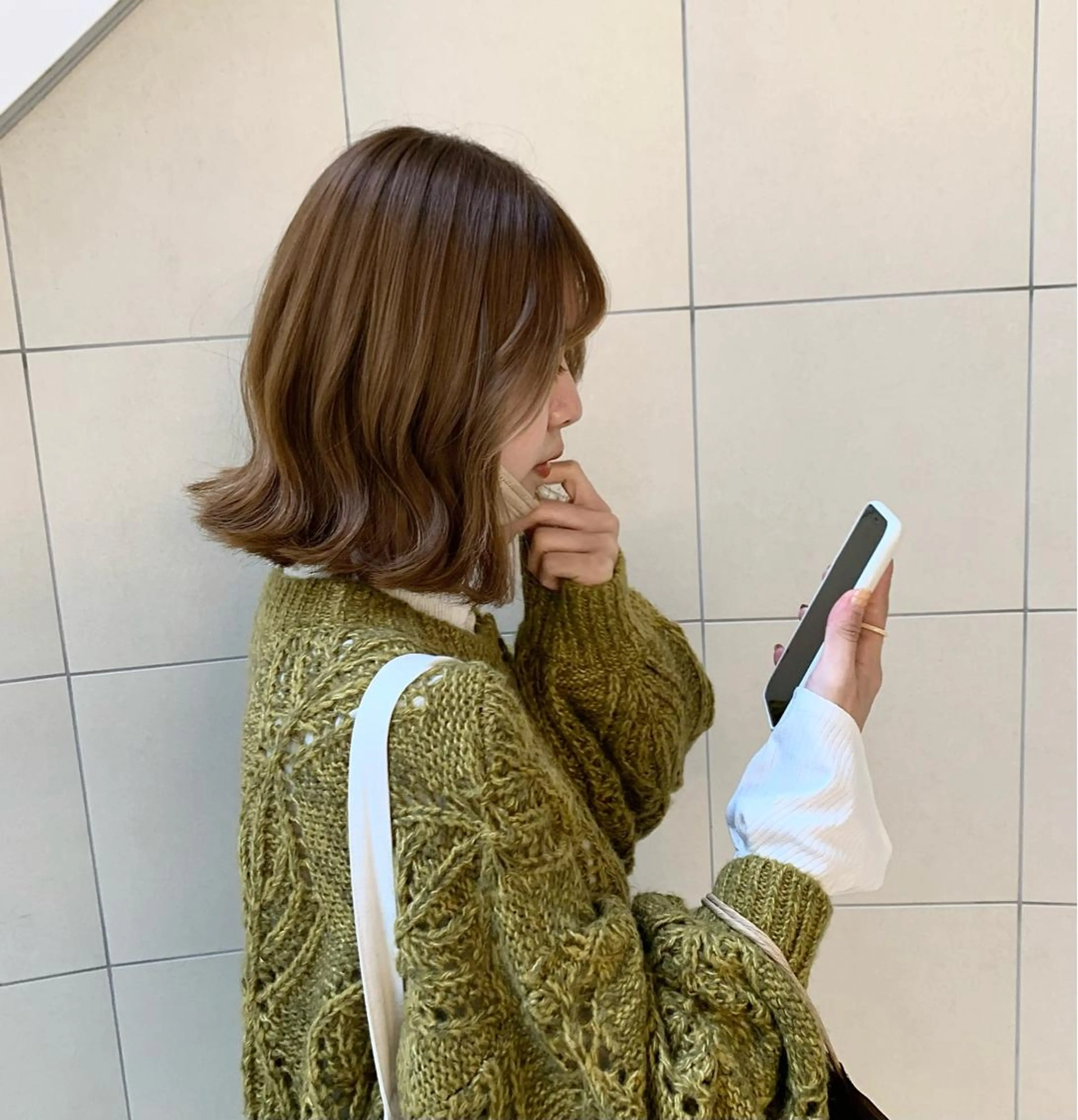 ミディアム カラー 【韓国艶カラー🎀】 添田 菜摘のヘアスタイル