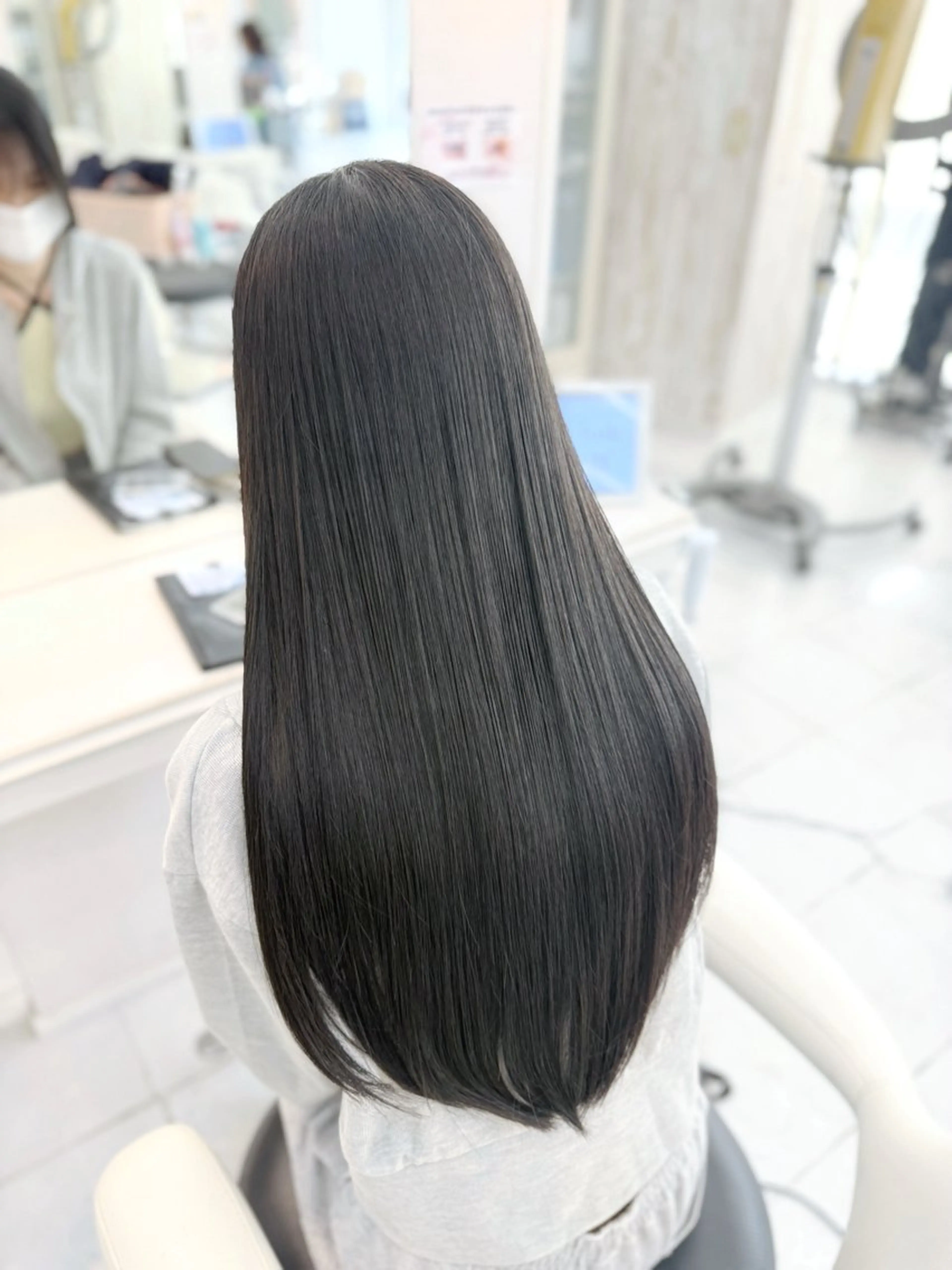 ロング 髪質改善 トリートメント カット ヘアカラー トリートメント すずき なつき🌙のヘアスタイル