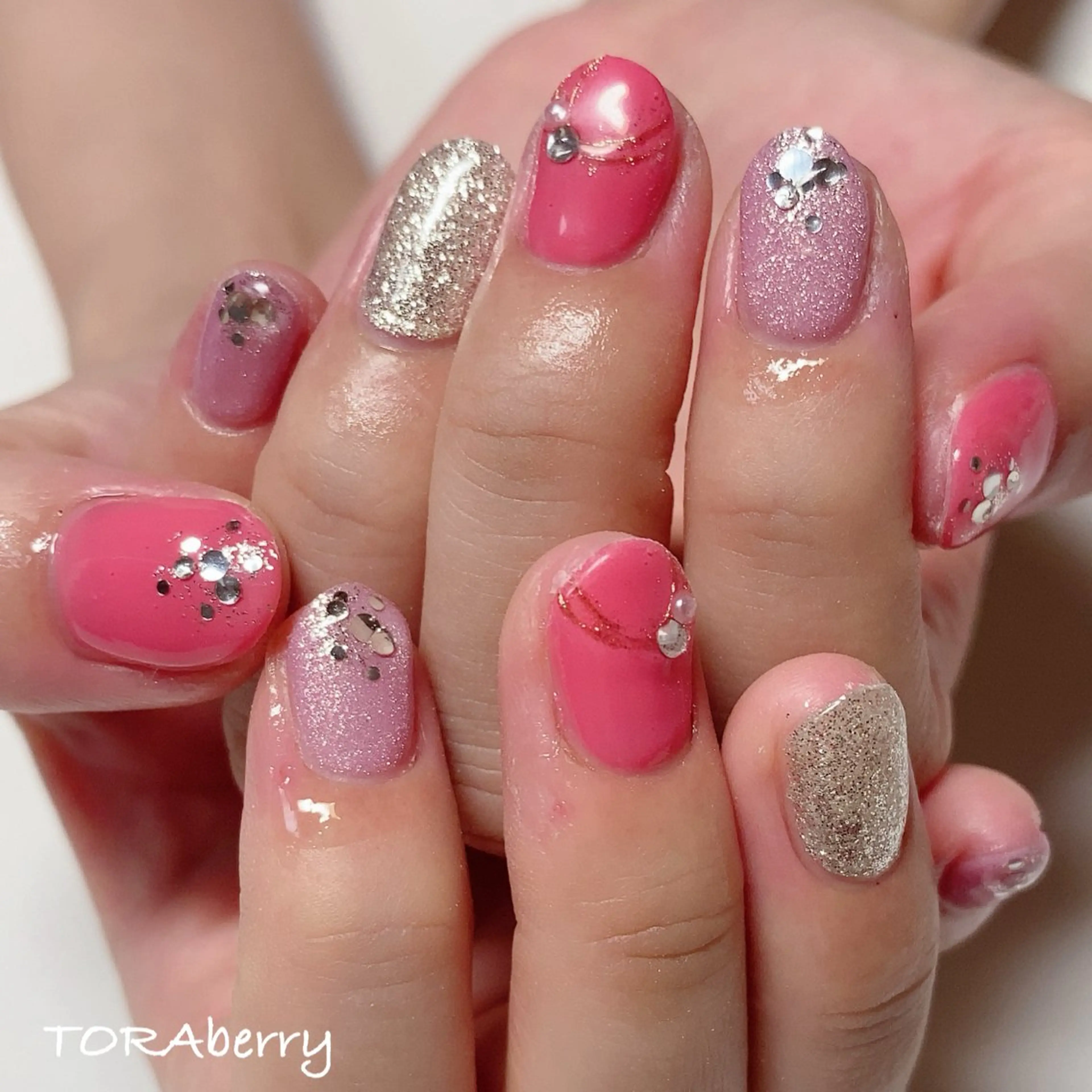 ネイル ハンドネイル ネイリスト なつみのネイルデザイン