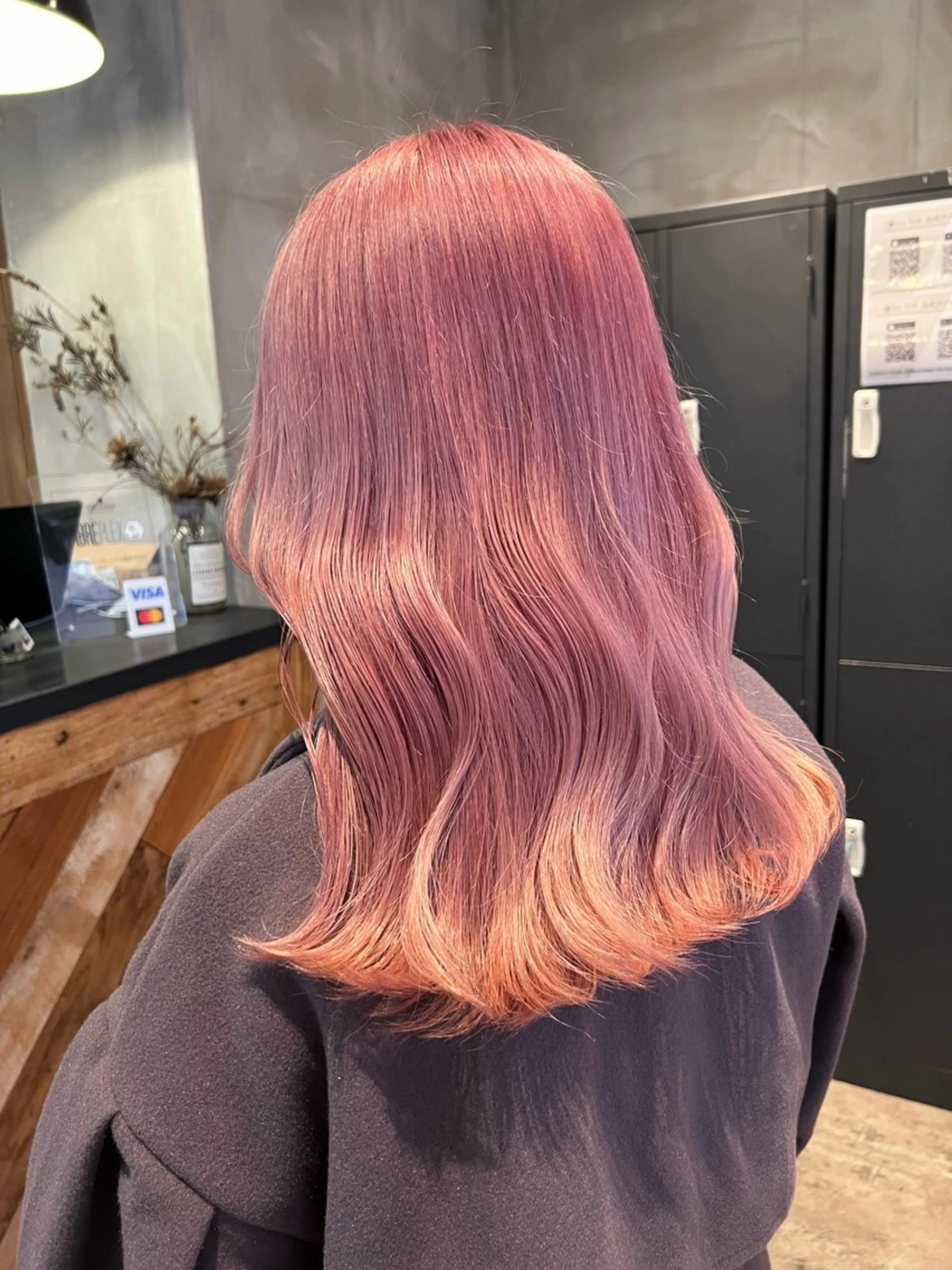 ダブルカラー ( 別途 カット追加も可能 🙆‍♀️ ) 16:30​〜​17:00からの受付限定です ✨の写真