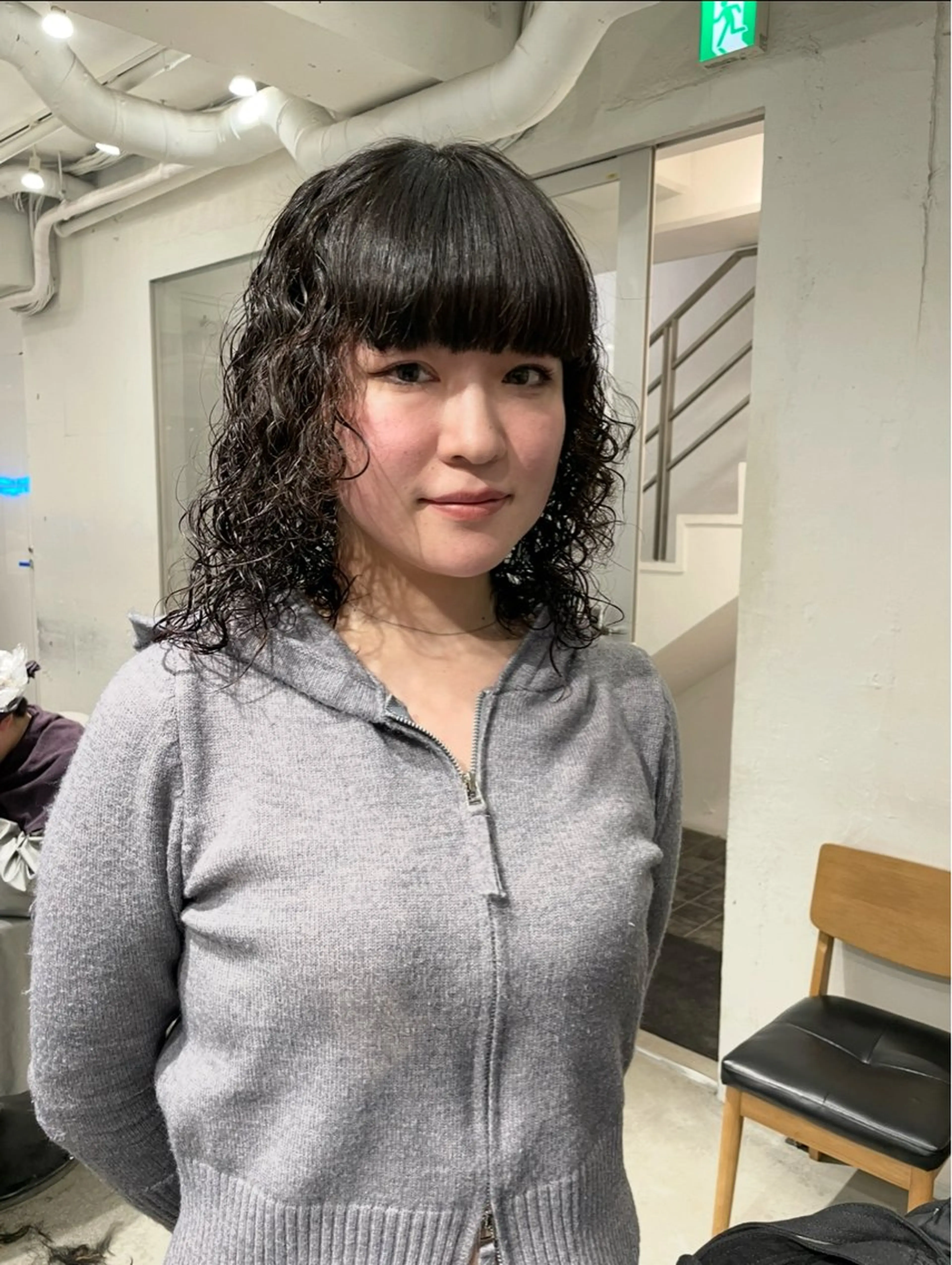 ミディアム パーマ ミディアムパーマ 外国人風カラー プードルパーマ スパイラルパーマ パーマ スパイラルパーマ 🌐hina⭐️のヘアスタイル