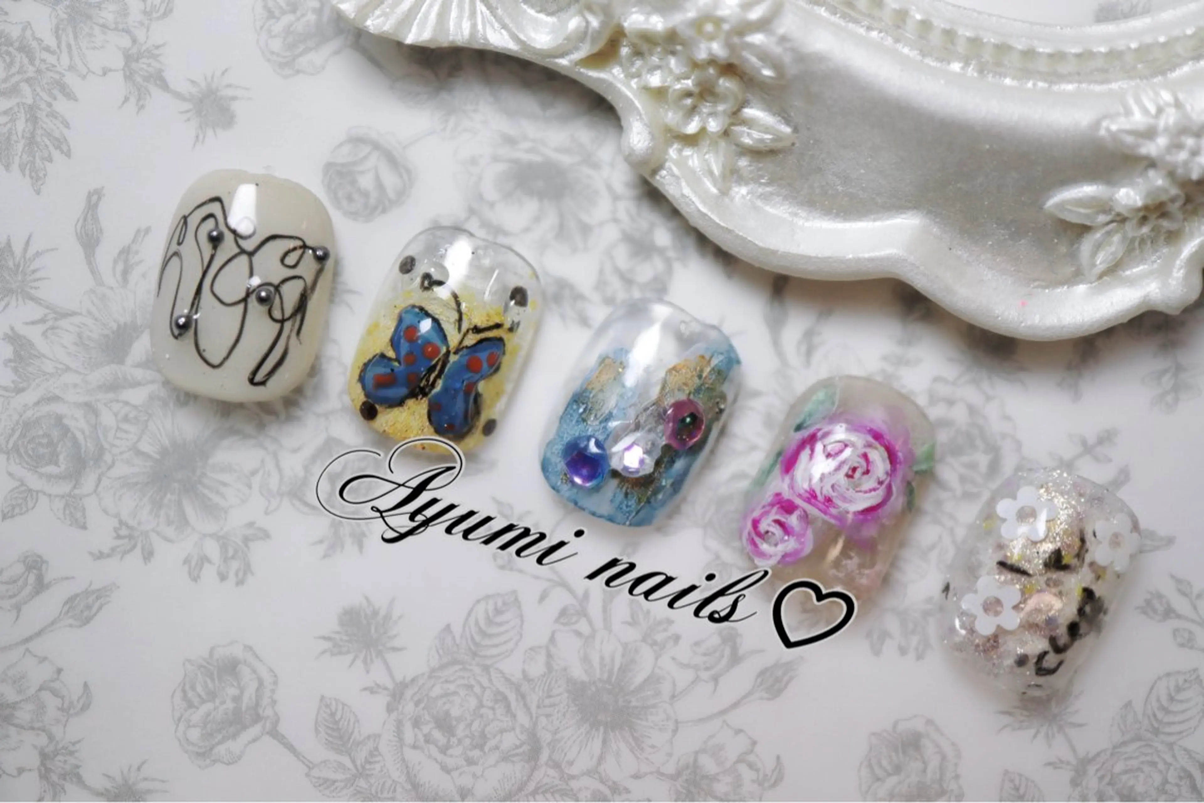 ネイル ハンドネイル YUMI ニュアンスnailsのネイルデザイン