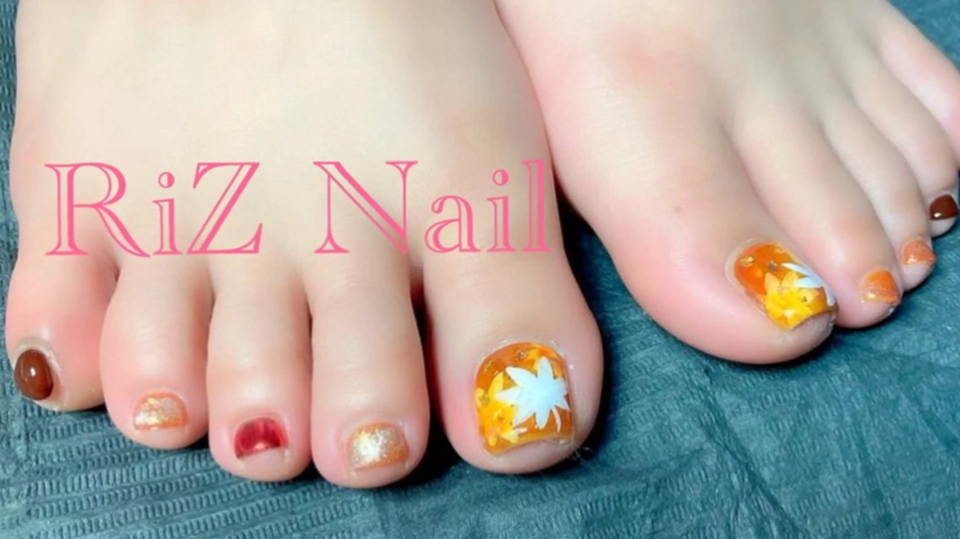 ネイル フットネイル RiZ nail salonのネイルデザイン