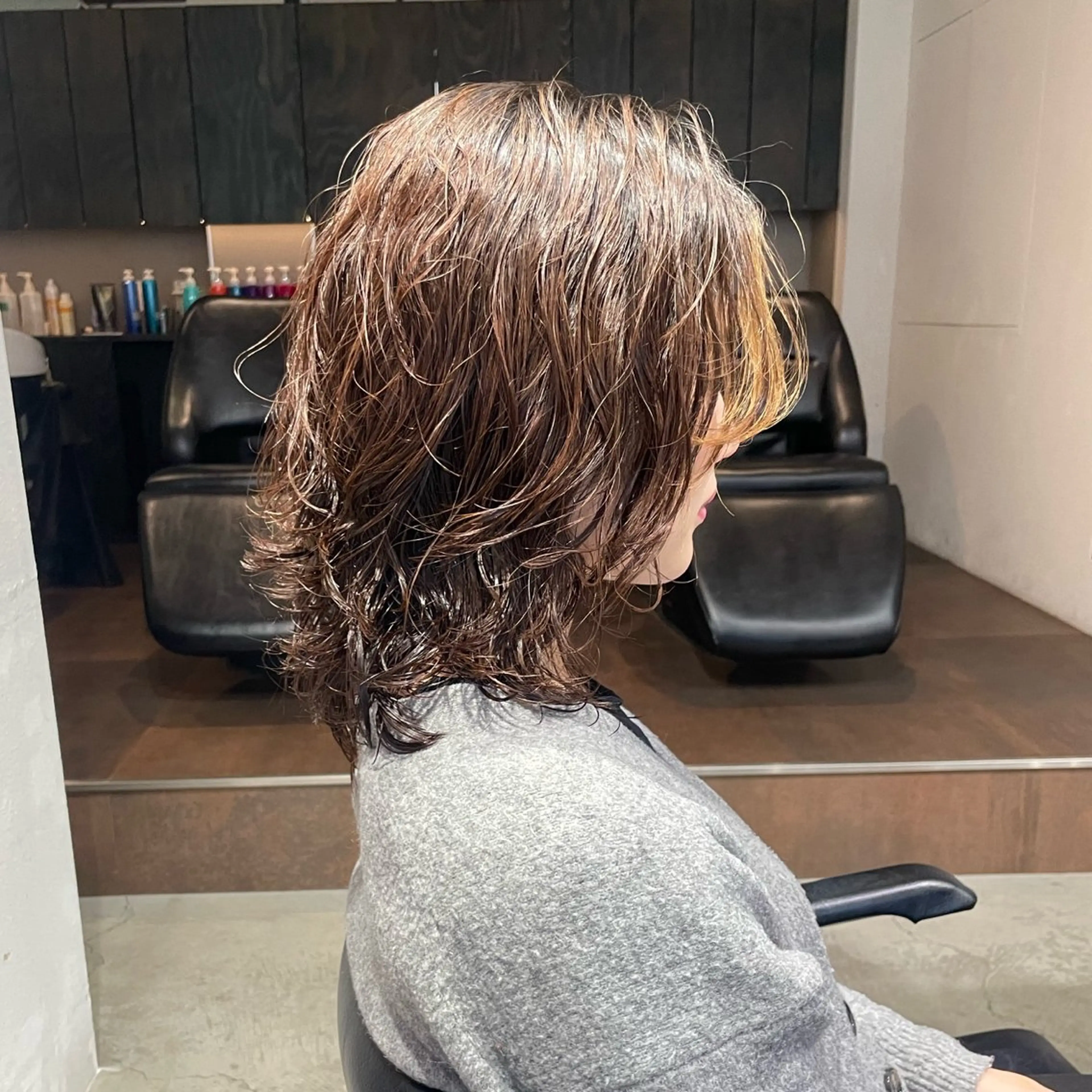 ⭐︎✳︎🐘似合わせカット+パーマ⭐️✨希望のスタイルにより巻き方や薬を変更しますのでお値段が変更する場合もあります⚠️の写真