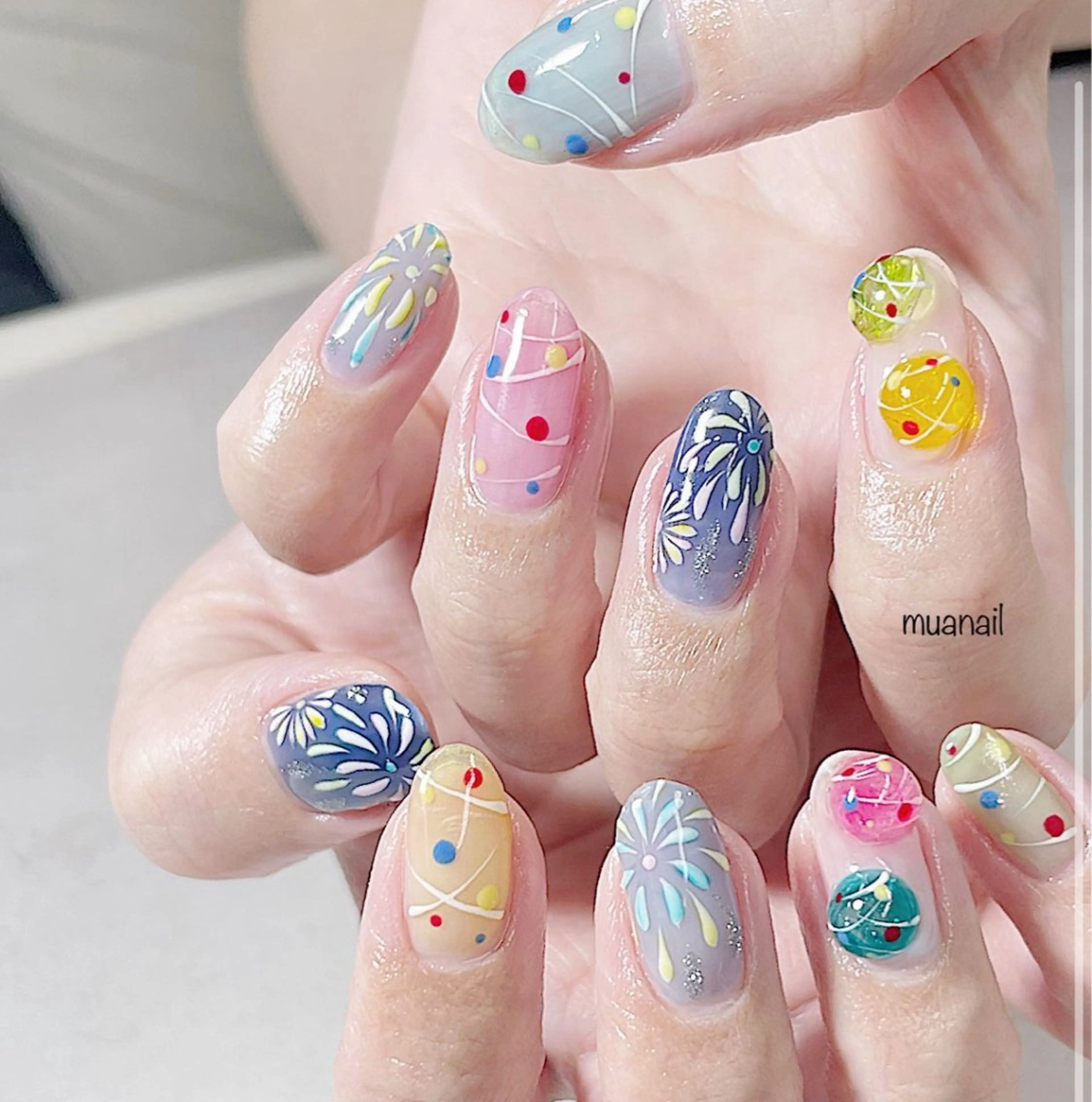 ネイル 夏ネイル ヨーヨーネイル ハンドネイル mua nail mikiのネイルデザイン