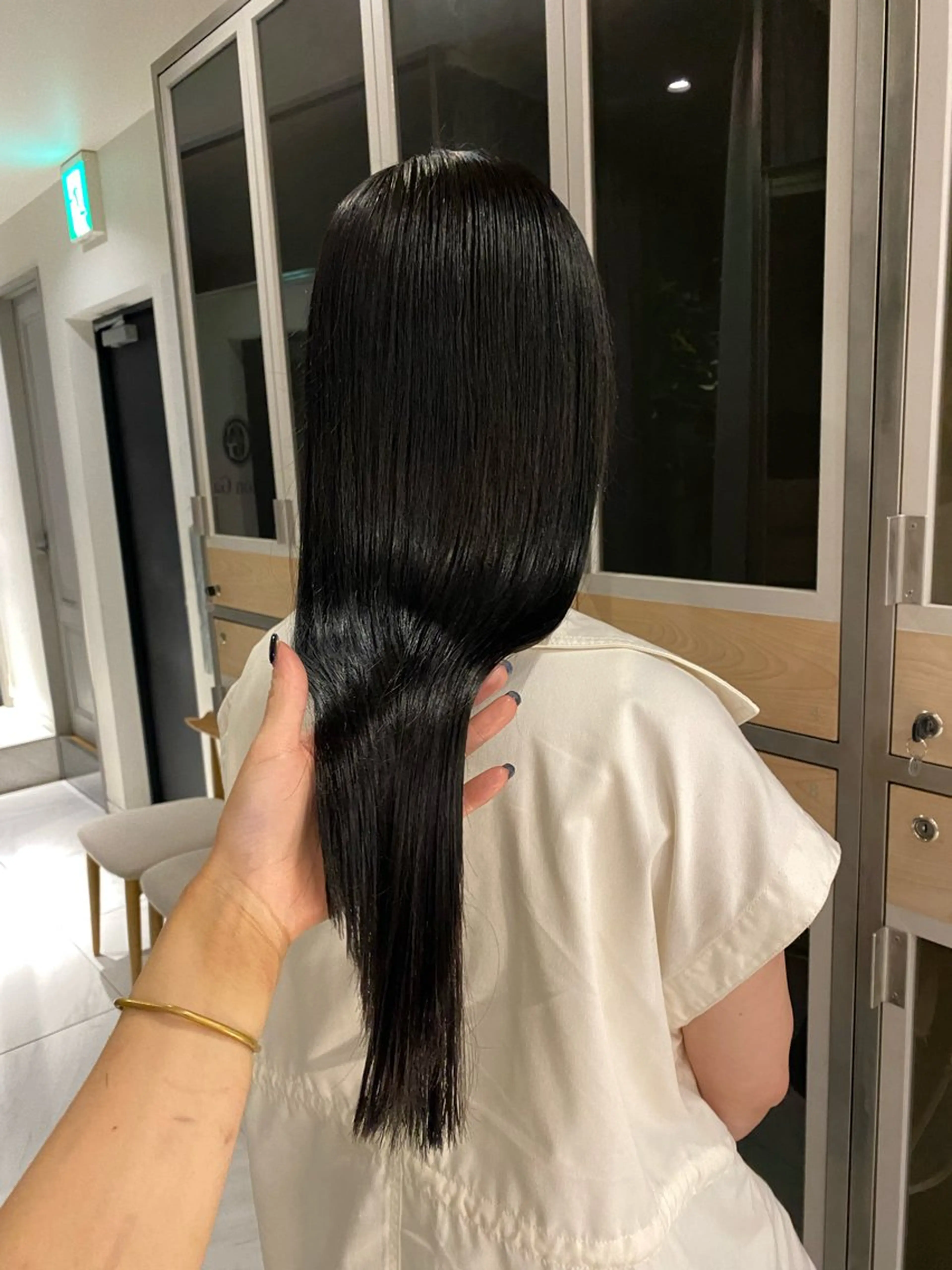 ロング カラー カット 縮毛矯正 トリートメント ヘッドスパ ヘアセット 艶髪/ダークトーン 🩶丸山日向のヘアスタイル
