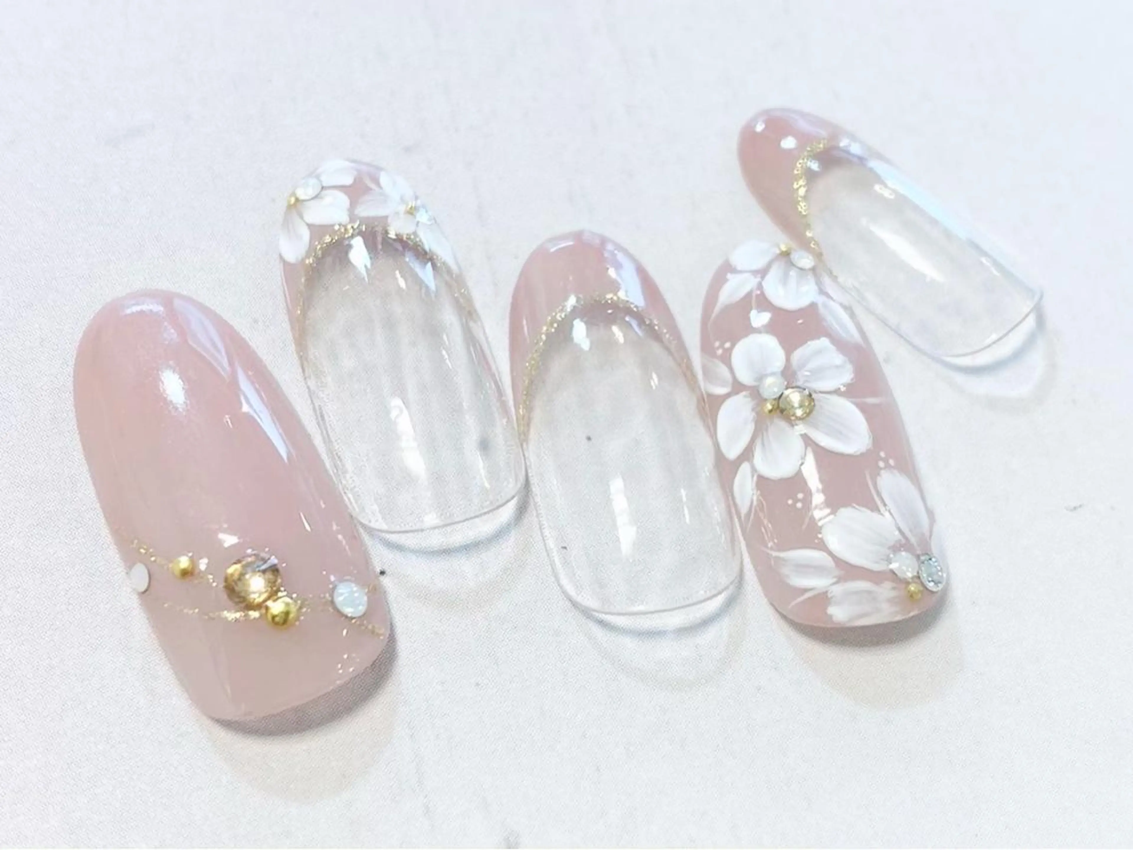 ネイル Nail salon mewのネイルデザイン