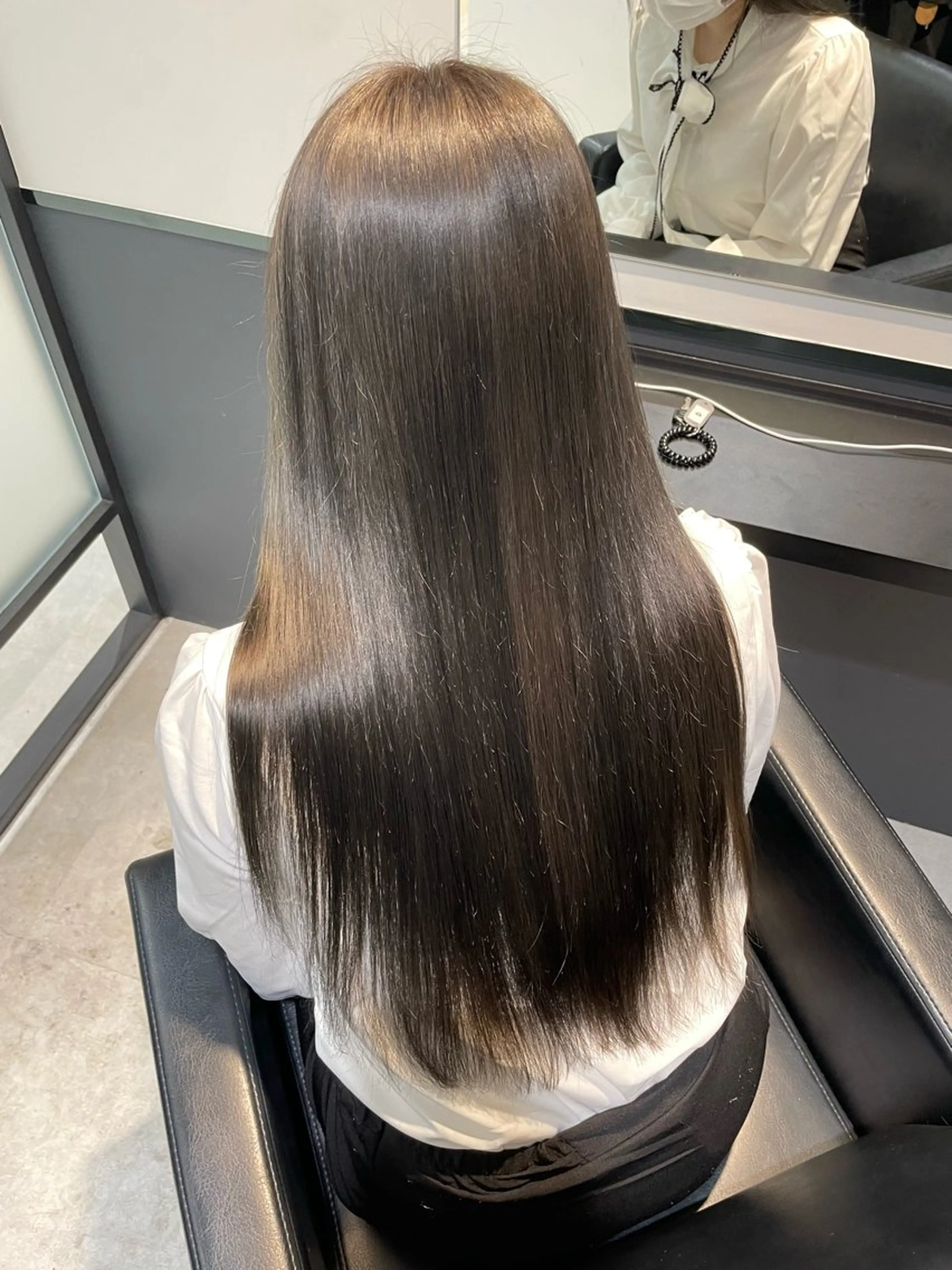 ロング フェザーパーマ/ スペインカールのヘアスタイル