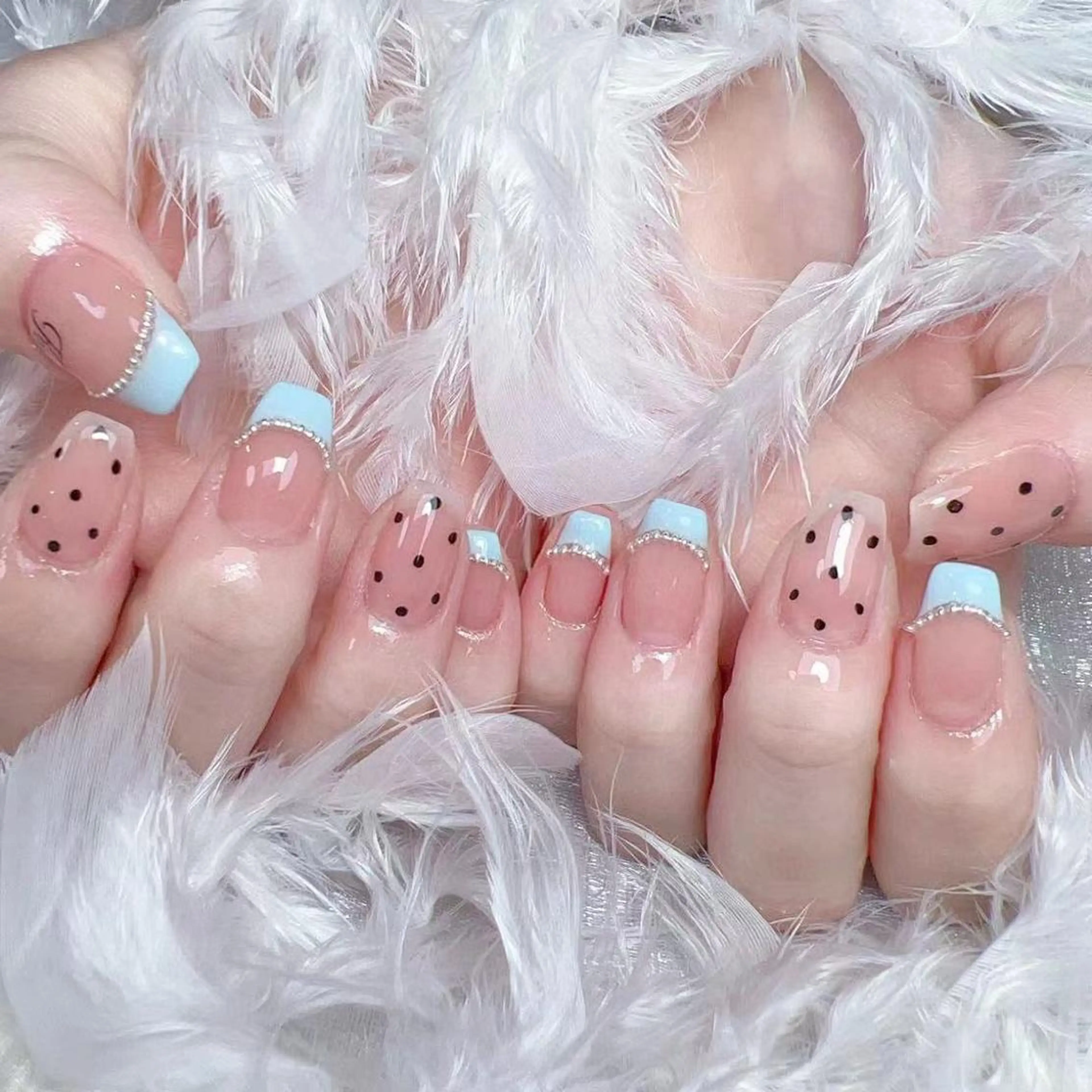 ネイル ハンドネイル DIAMOND 💦のネイルデザイン