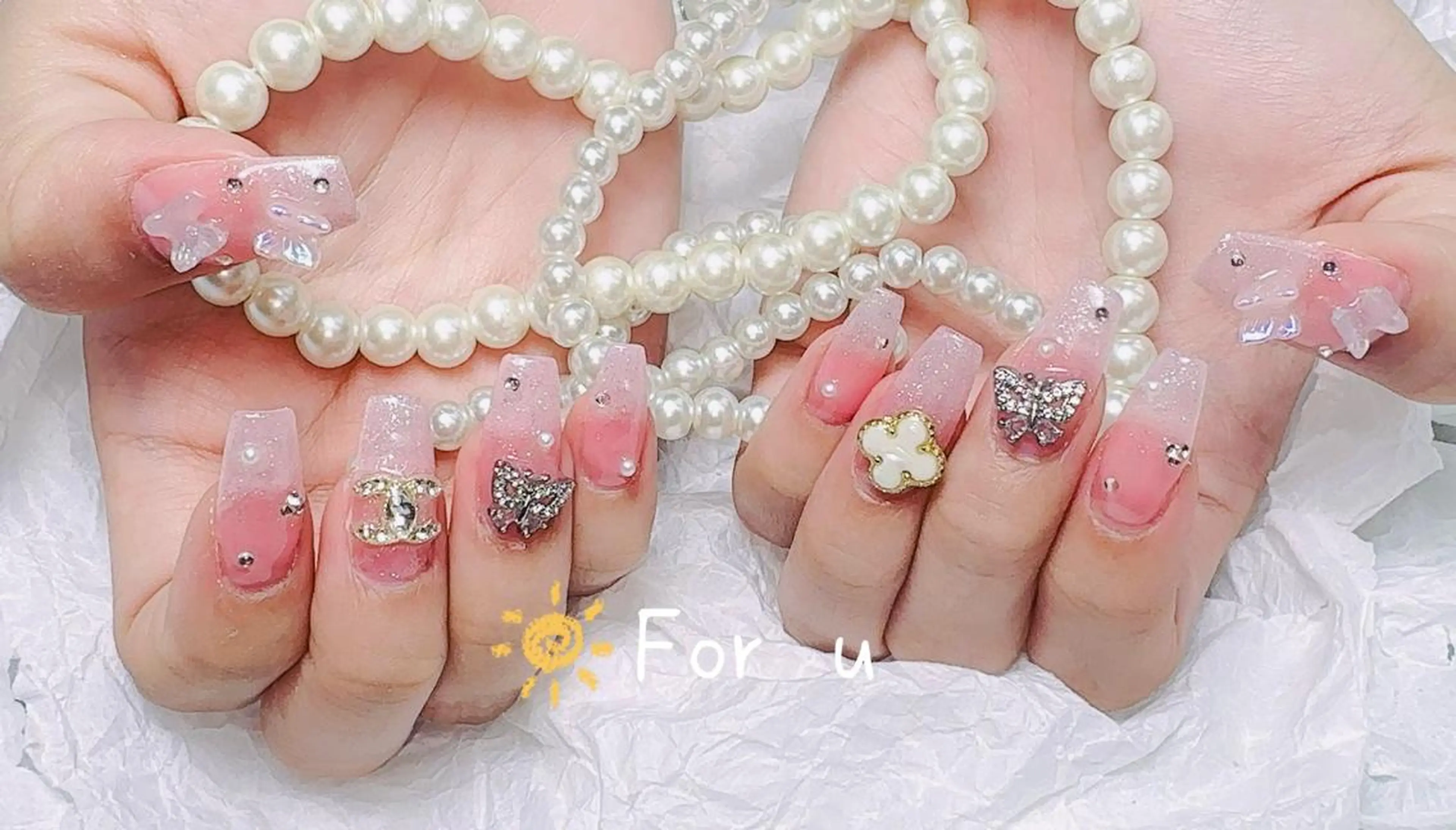 ネイル 長さ出し フレンチネイル ジェルネイル ガラスフレンチ 韓国ネイル ハンドネイル ハンドケア For U nail スカルプ専門店のネイルデザイン