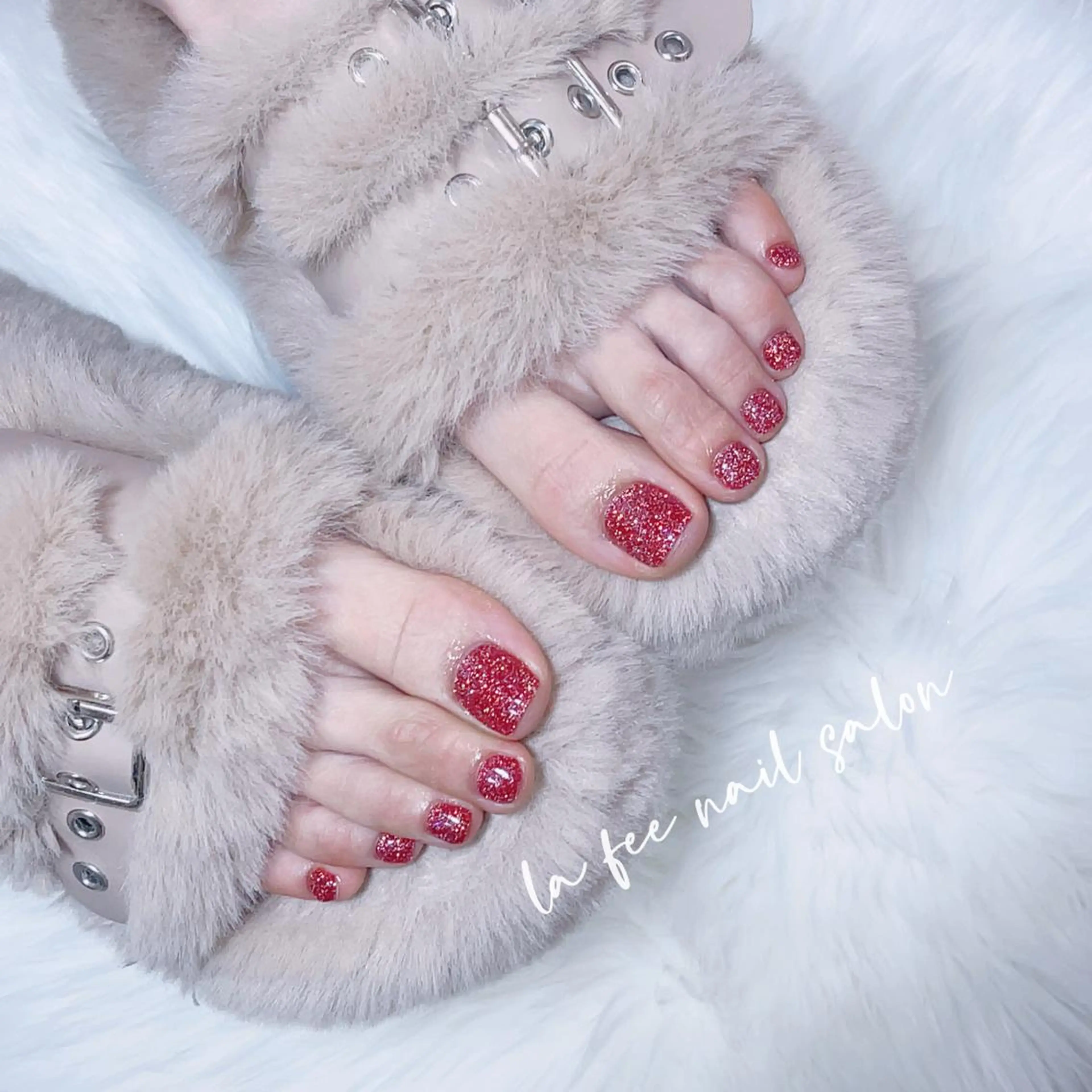 フットマグネット&フラッシュネイル🌟初回&当店ソフトジェル付替オフ無料・ケア込み、の写真