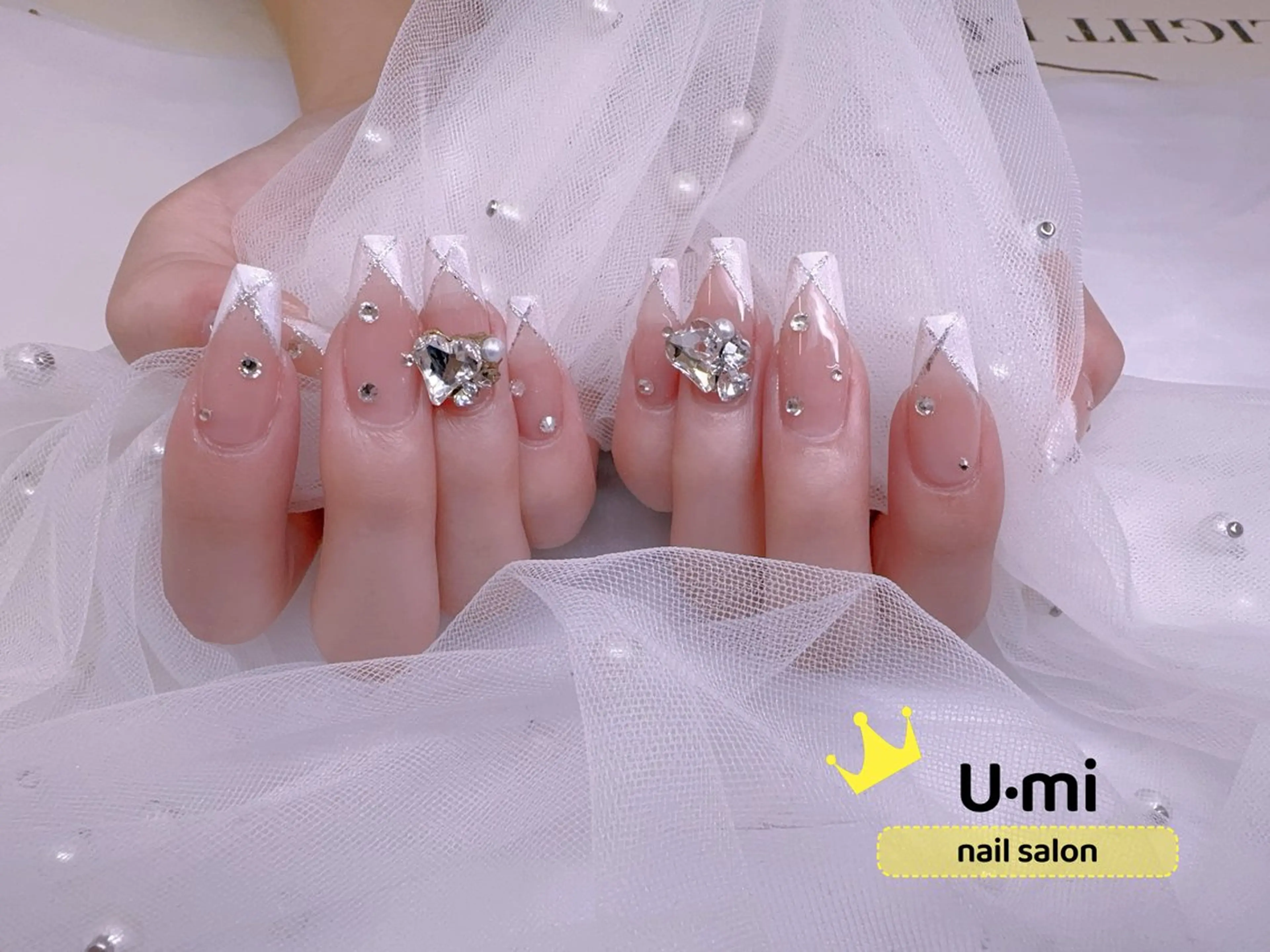 ネイル UMI ネイルサロン新宿🎀のネイルデザイン