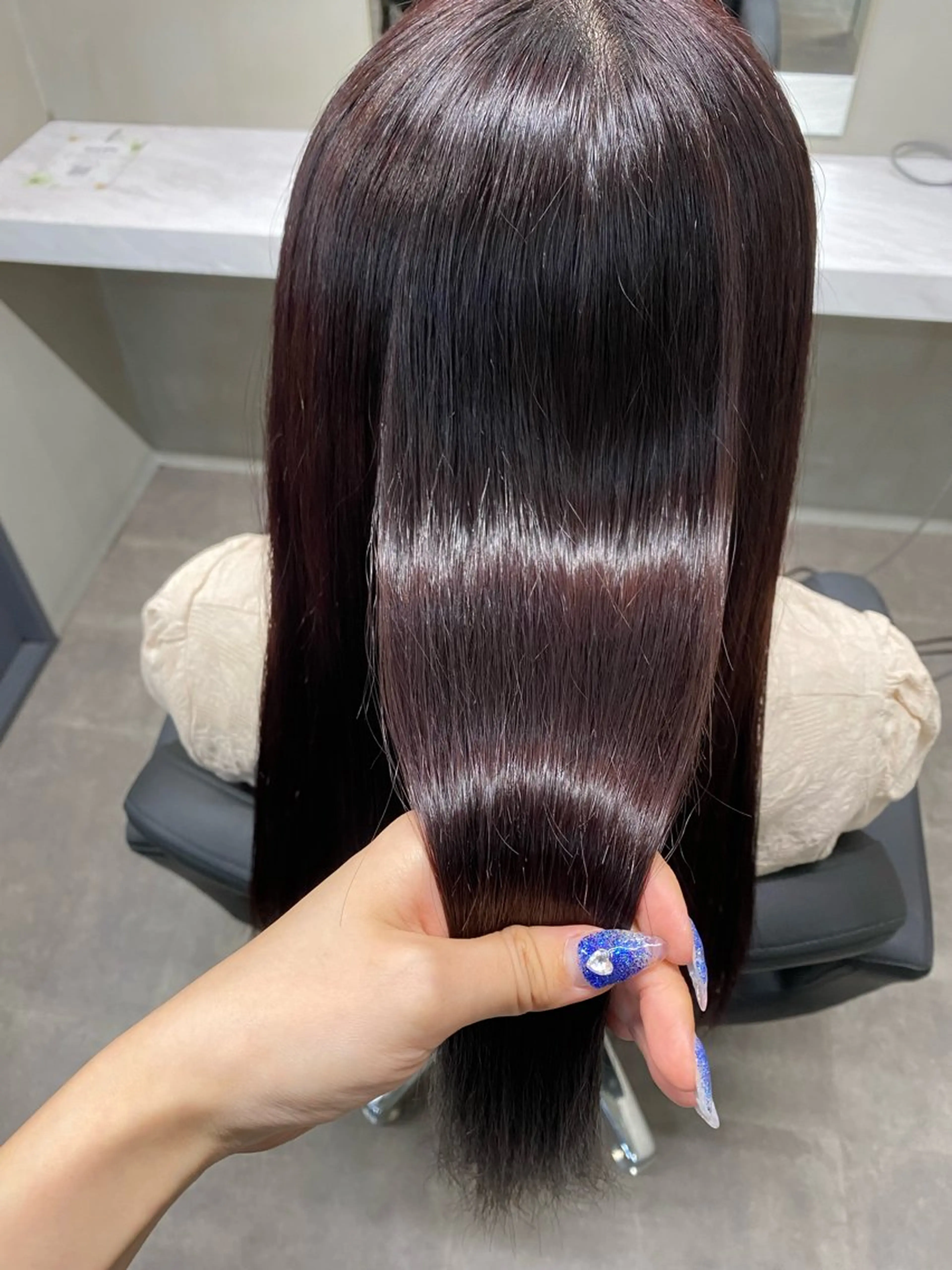 【髪質改善】アディクシー💎イルミナ💎スロウうる艶透明感カラー➕広島初Lv.99トリートメントの写真