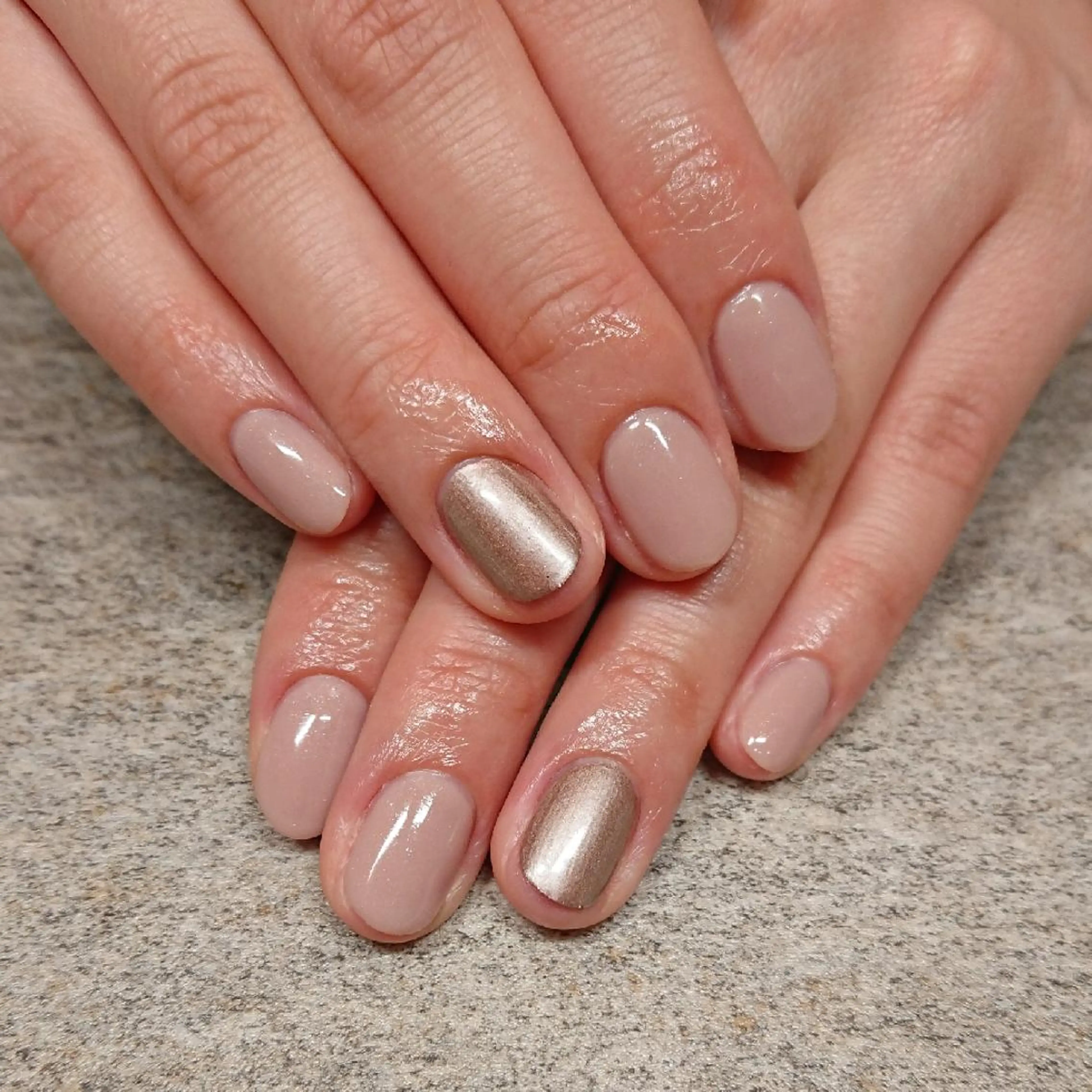 ネイル ジェヌインネイル 河内のネイルデザイン