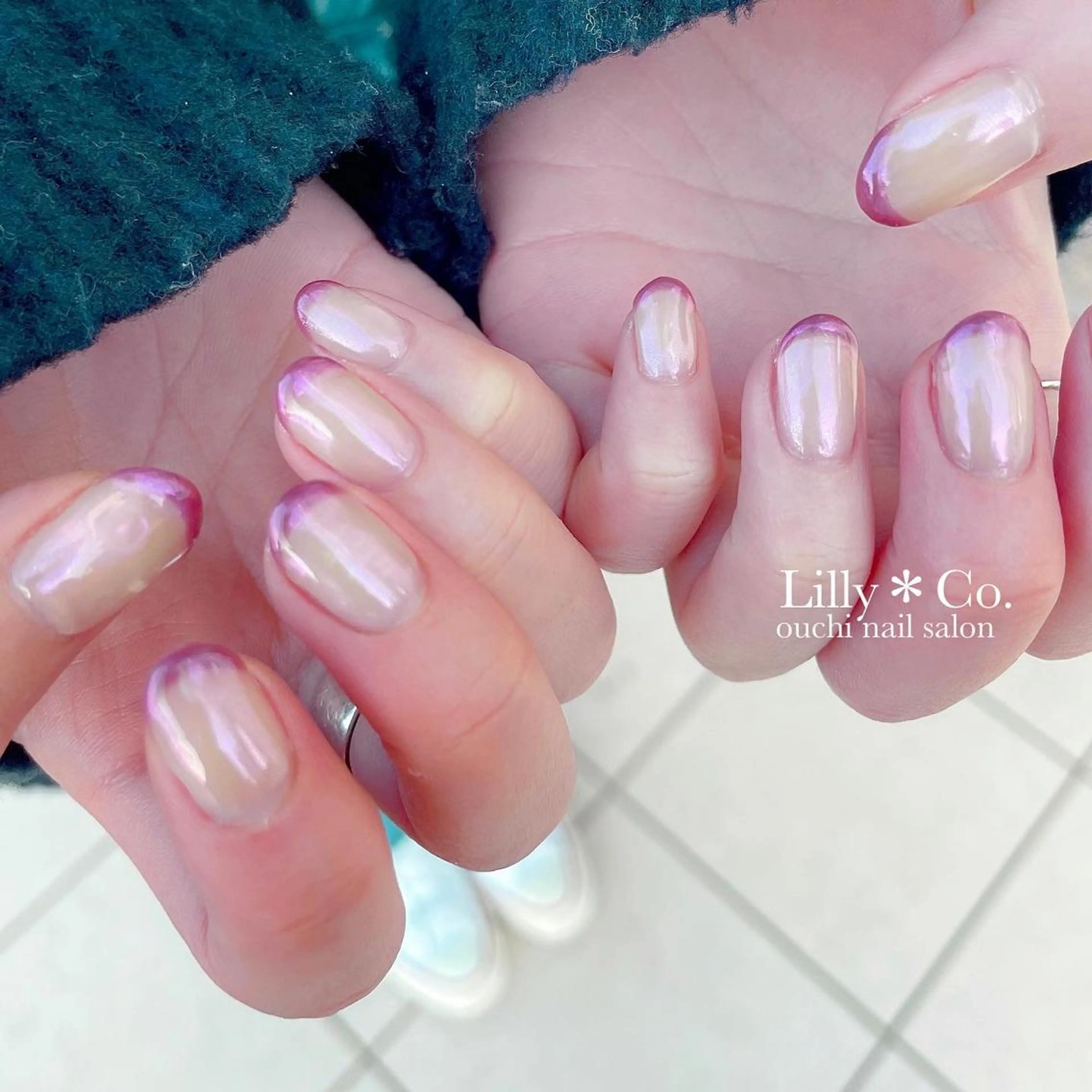 ネイル オーロラネイル ハンドネイル ハンドケア Lilly Co.のネイルデザイン