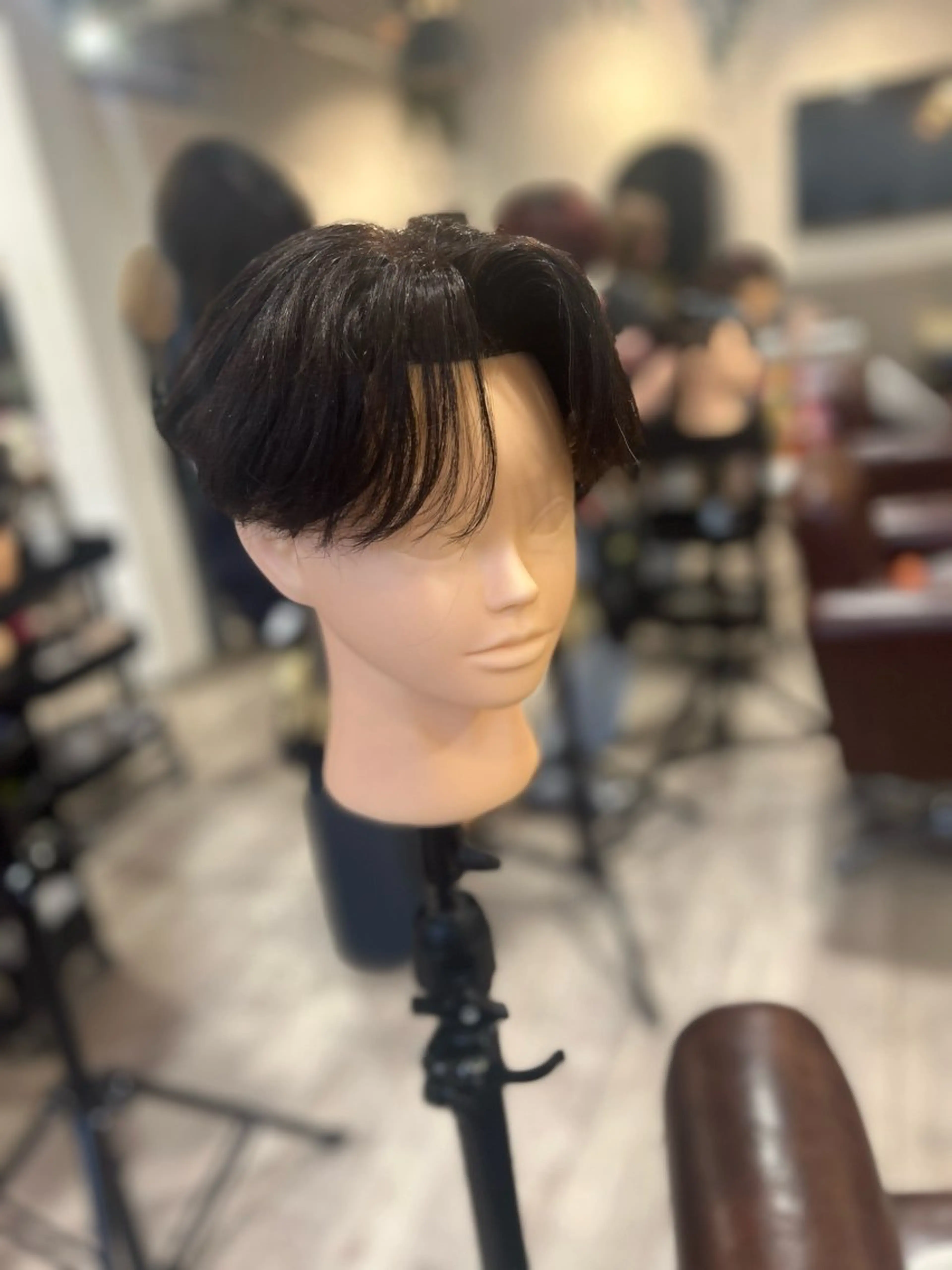 メンズセンターパートカット+毛流れニュアンスパーマの写真