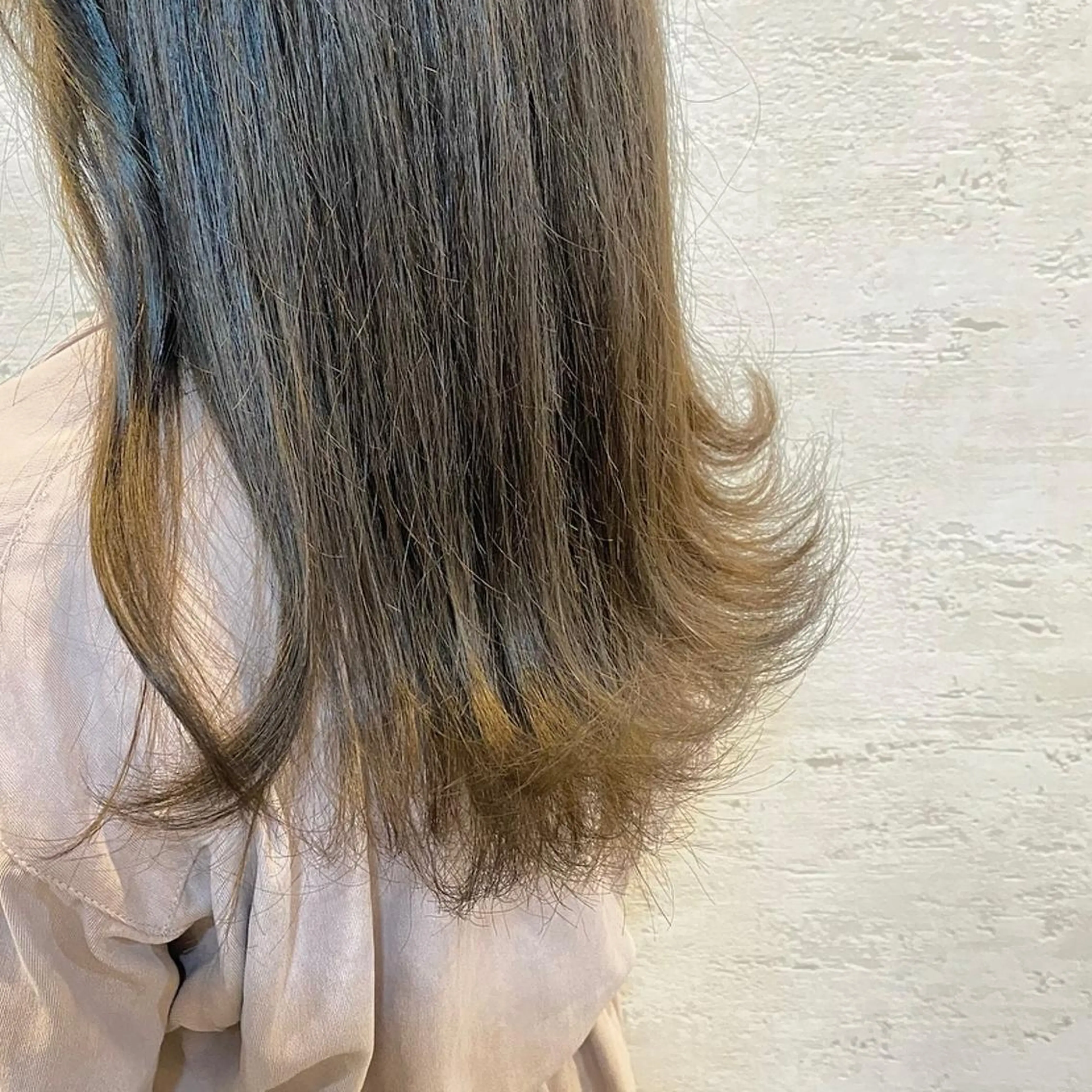 カラー 【ECLART】鈴木 なつみのヘアスタイル