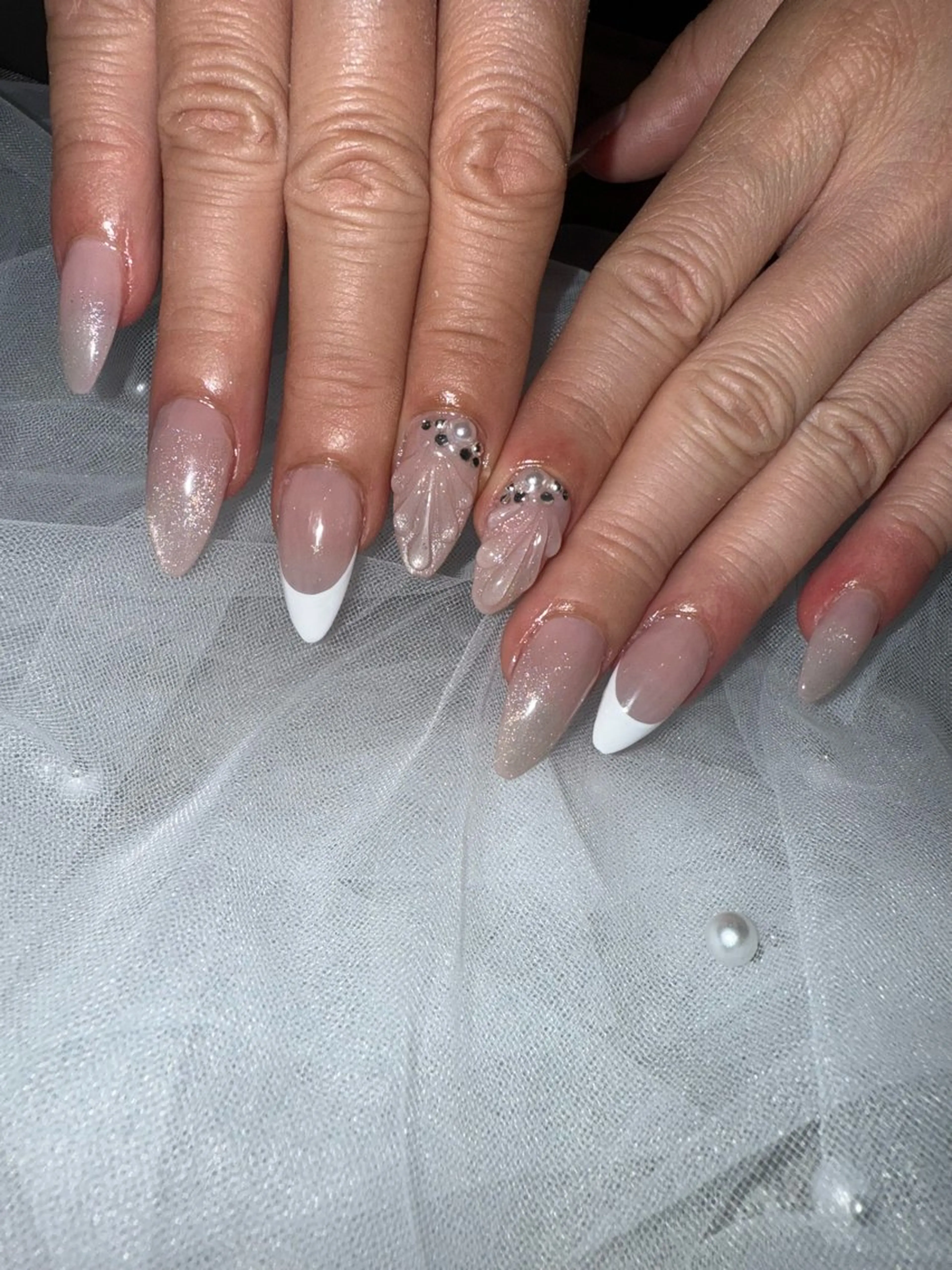 ネイル 持ち込み ハンドネイル Raviliss ♡のネイルデザイン