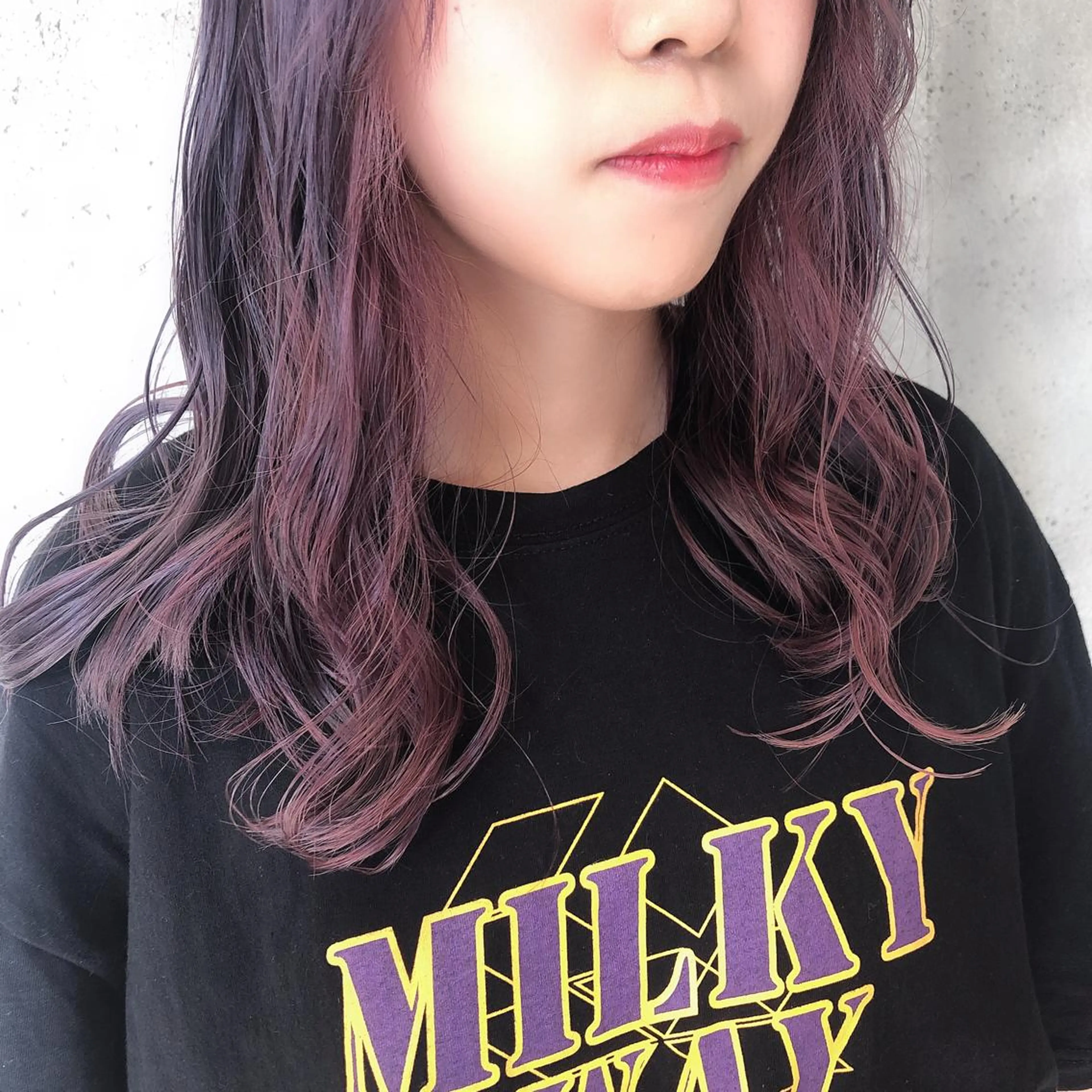 ロング カラー ピンクカラー wakana 【ブリーチカラー】のヘアスタイル