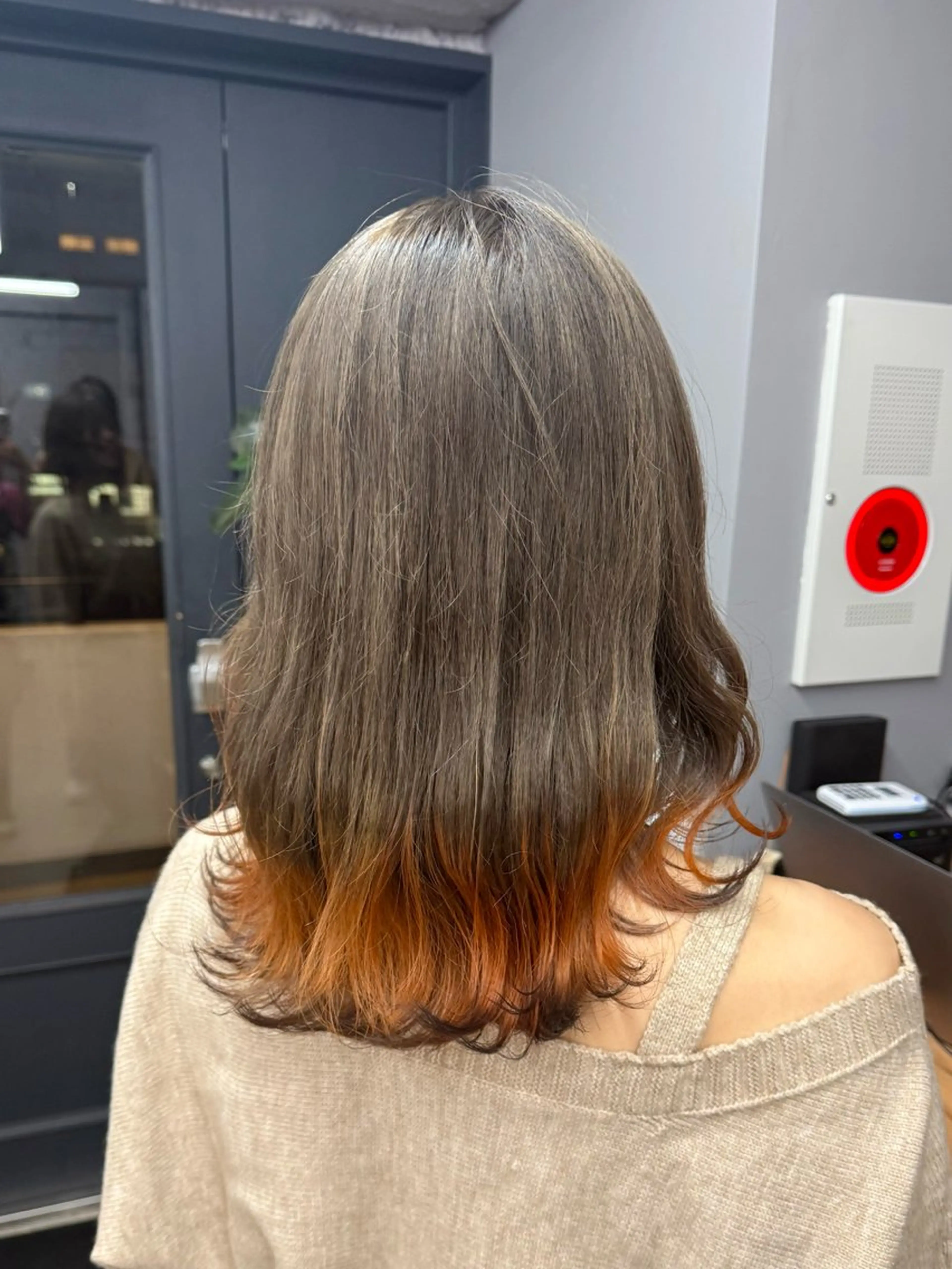 セミロング カラー 清水 遥香のヘアスタイル