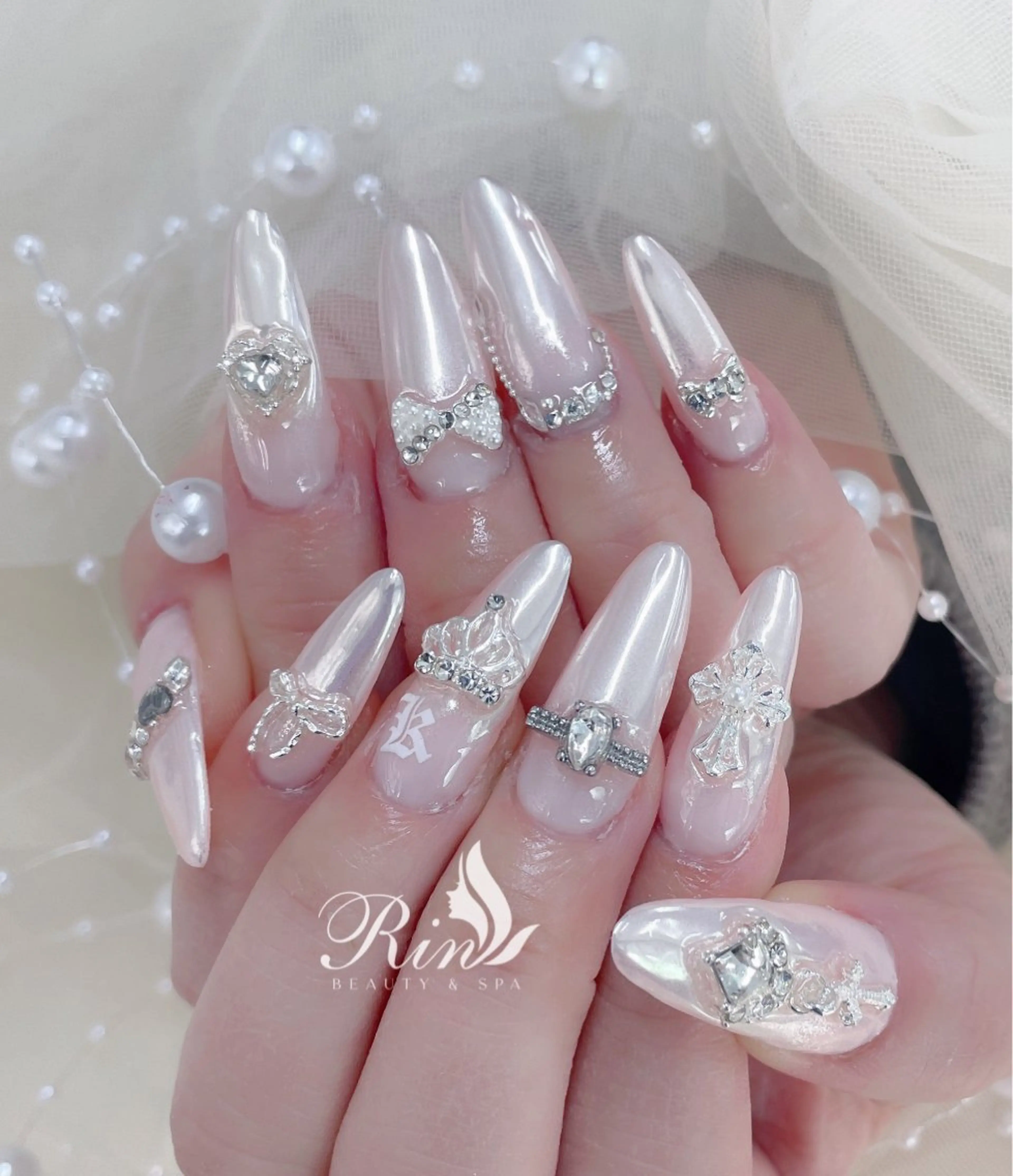 ロング Rin Nail 新大久保店のネイルデザイン