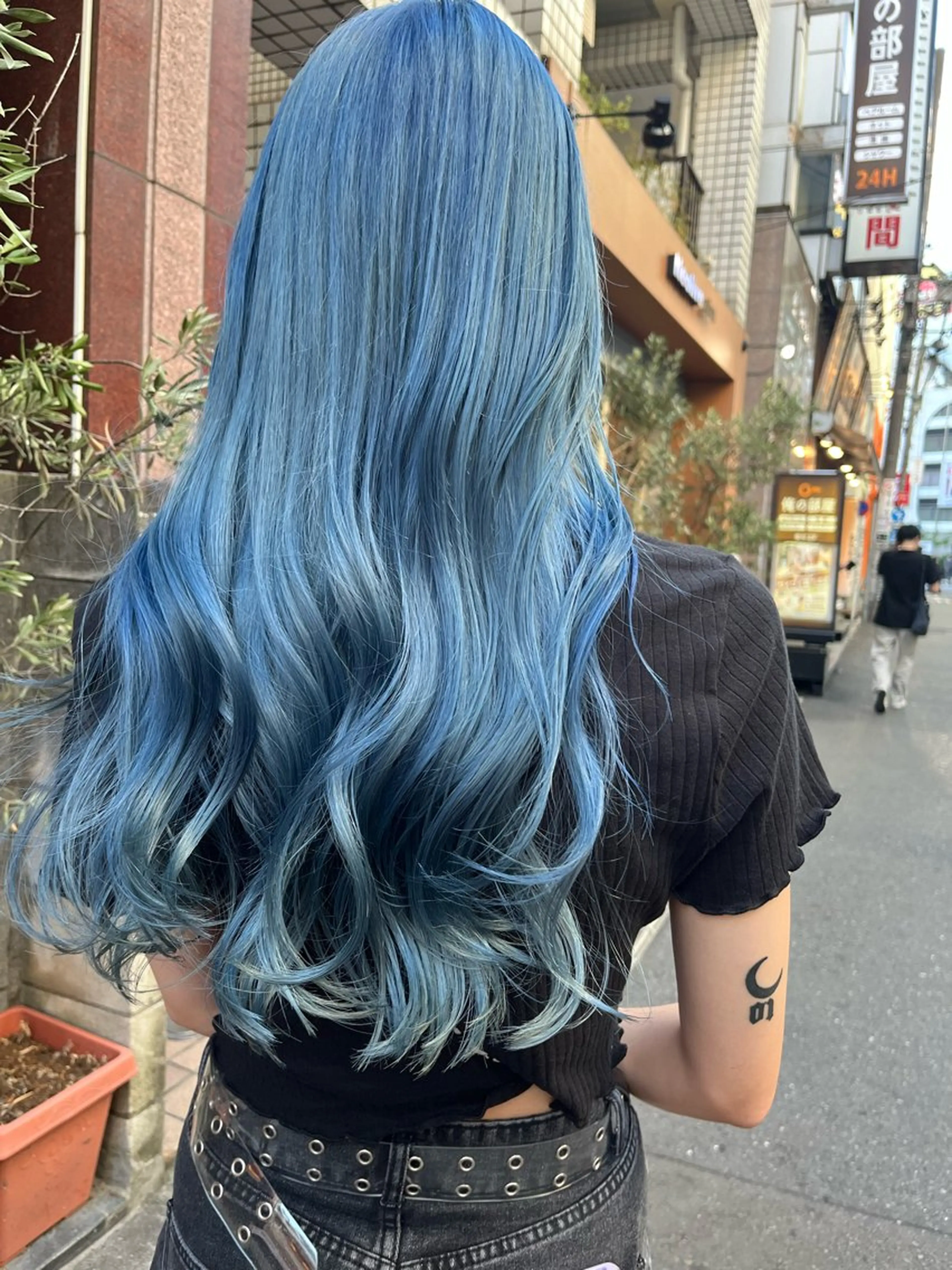 ロング 🍋暖色カラーヘアア レンジniina🍋のヘアスタイル