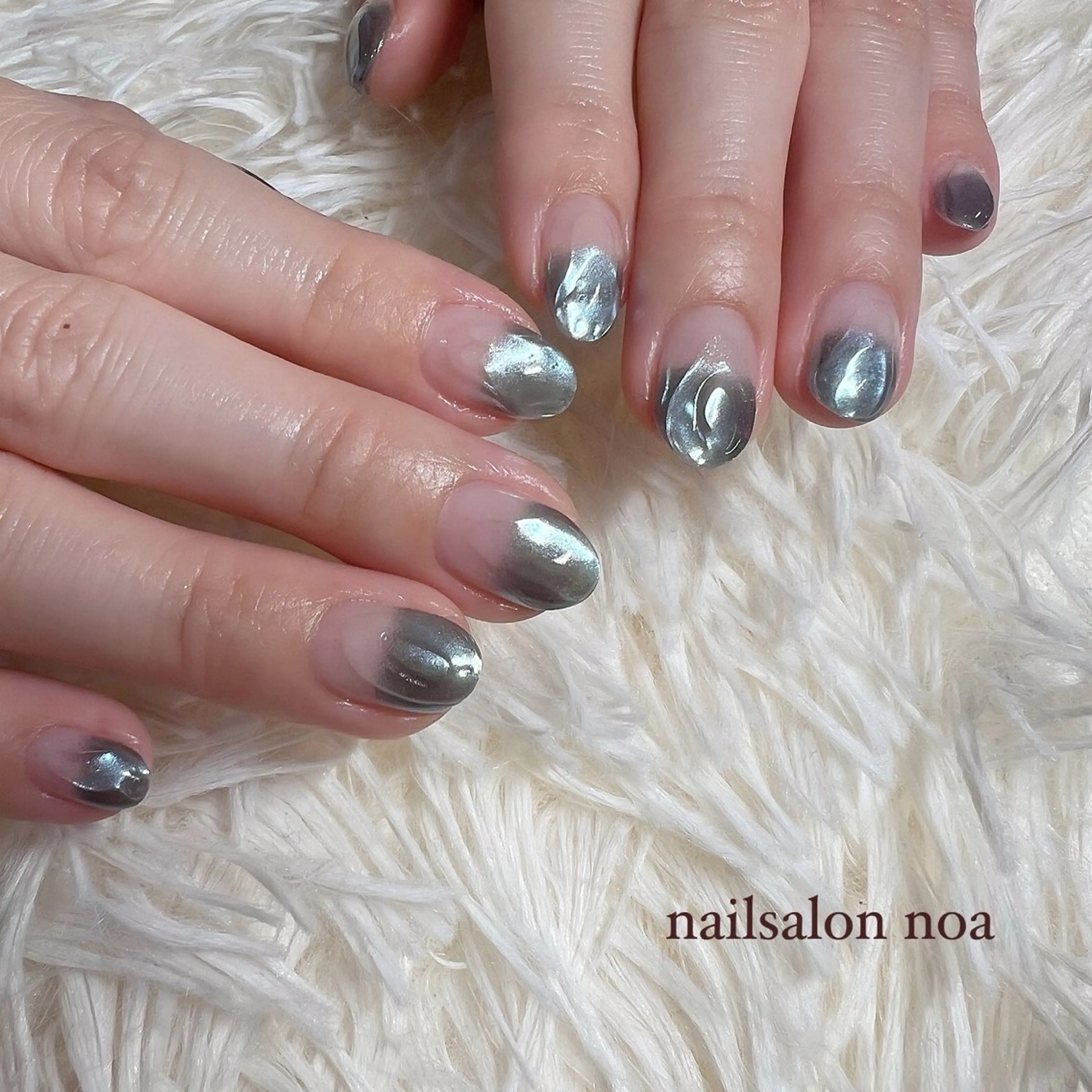 ネイル ジェルネイル ミラーネイル ニュアンスネイル パラジェル ハンドネイル nailsalon noa所属・nailist sakiのネイルデザイン