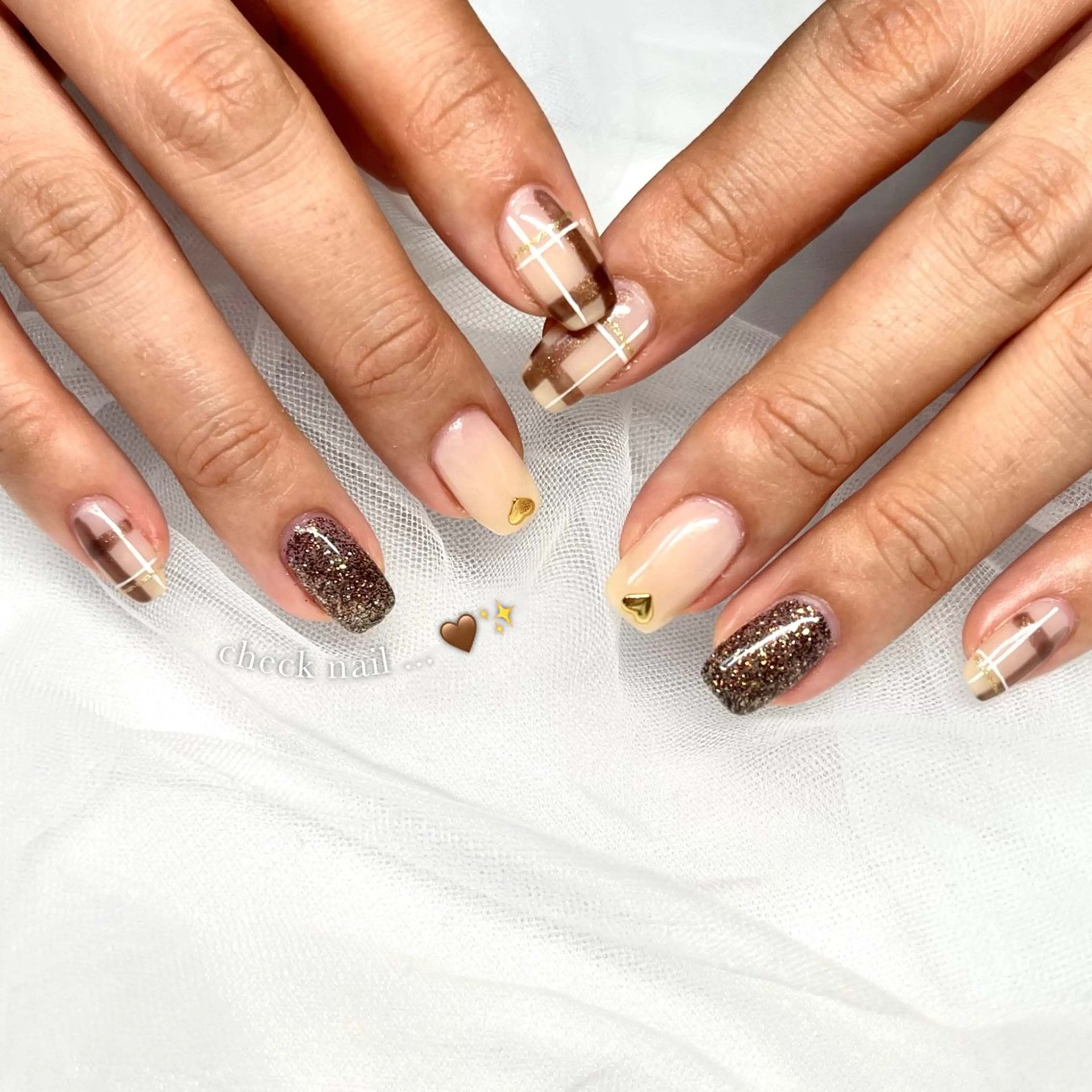 ネイル 長さ出し フラッシュネイル ジェルネイル マグネットネイル 持ち込み ハンドネイル 🌷Gemini nami🌷のネイルデザイン