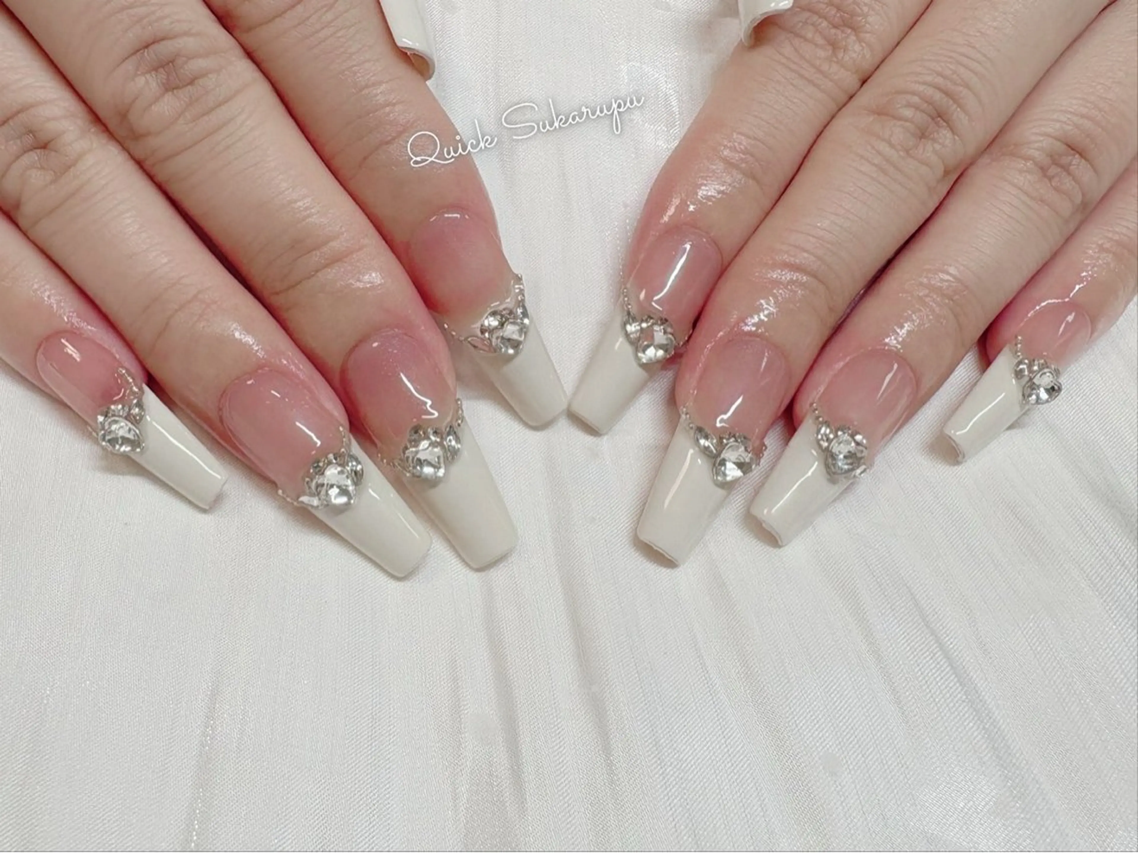 ロング ハンドネイル Quick Sukarupu 高田馬場店所属・Quick Sukarupuのネイルデザイン