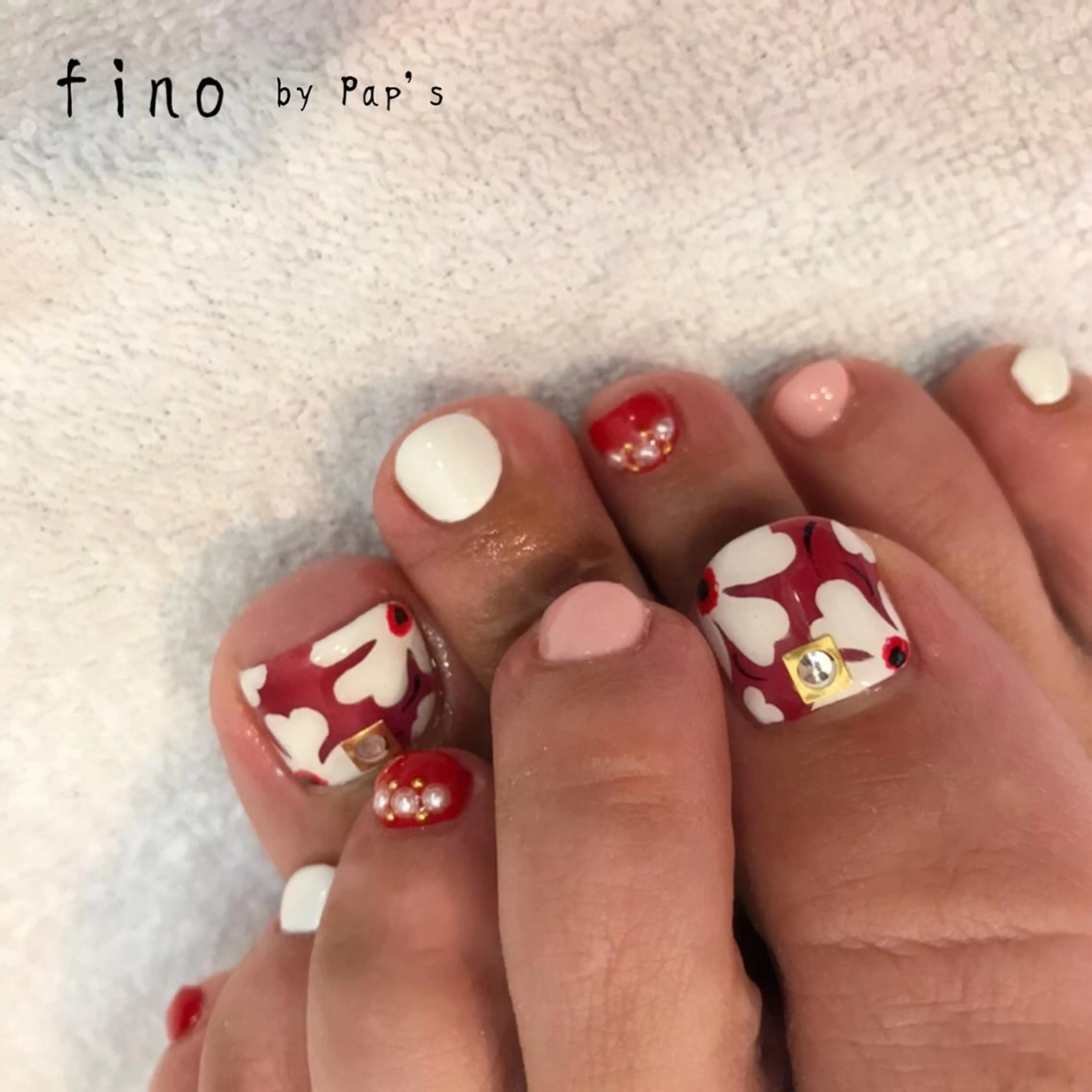 ネイル fino by Pap's所属・西畠 真由美のネイルデザイン