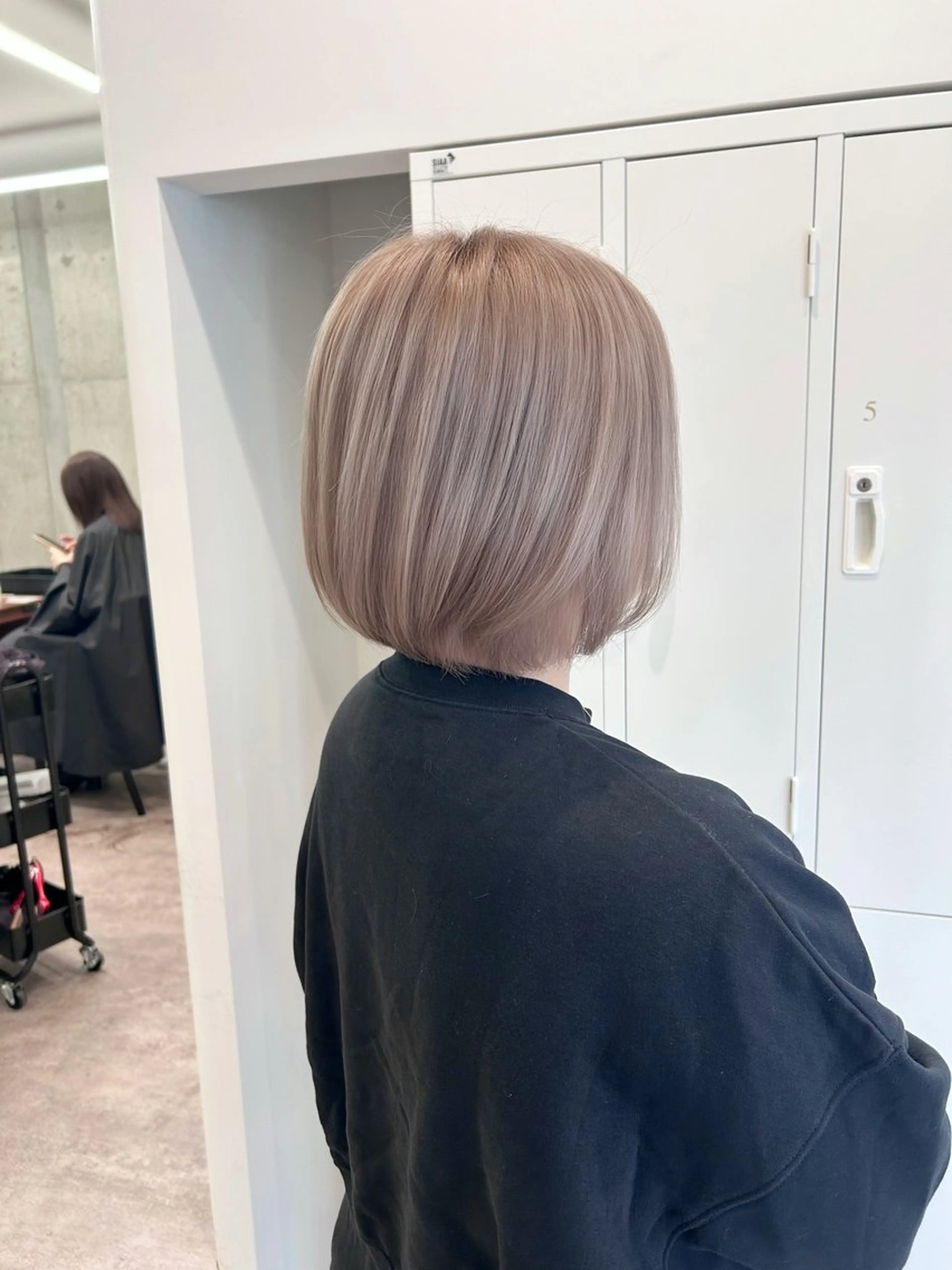 ショート 立川ハイトーン ブリーチ宮崎のヘアスタイル