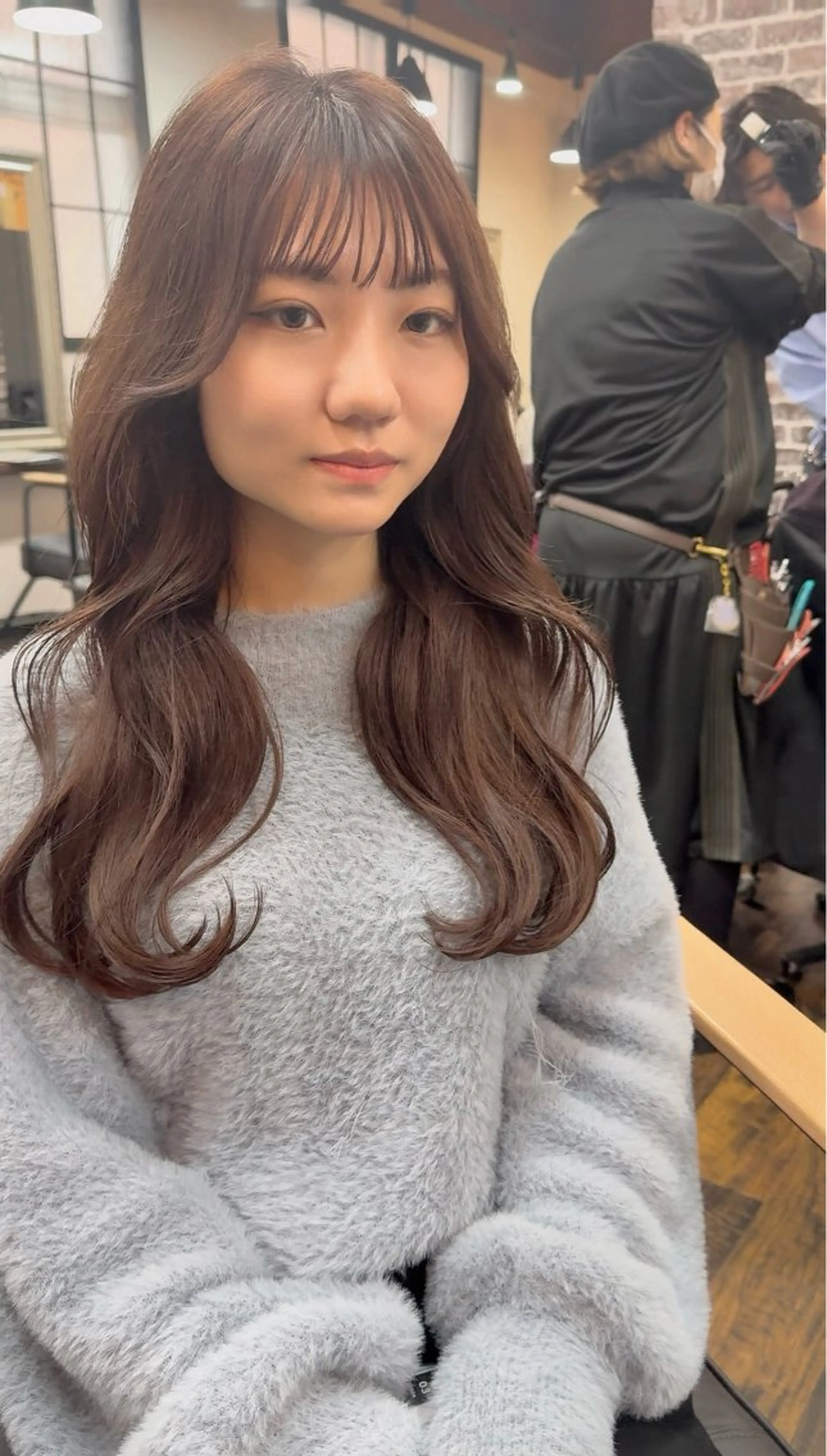 セミロング カラー アッシュ ベージュカラー ブリーチ ケアブリーチ カット ヘアカラー トリートメント 高橋 秀平のヘアスタイル