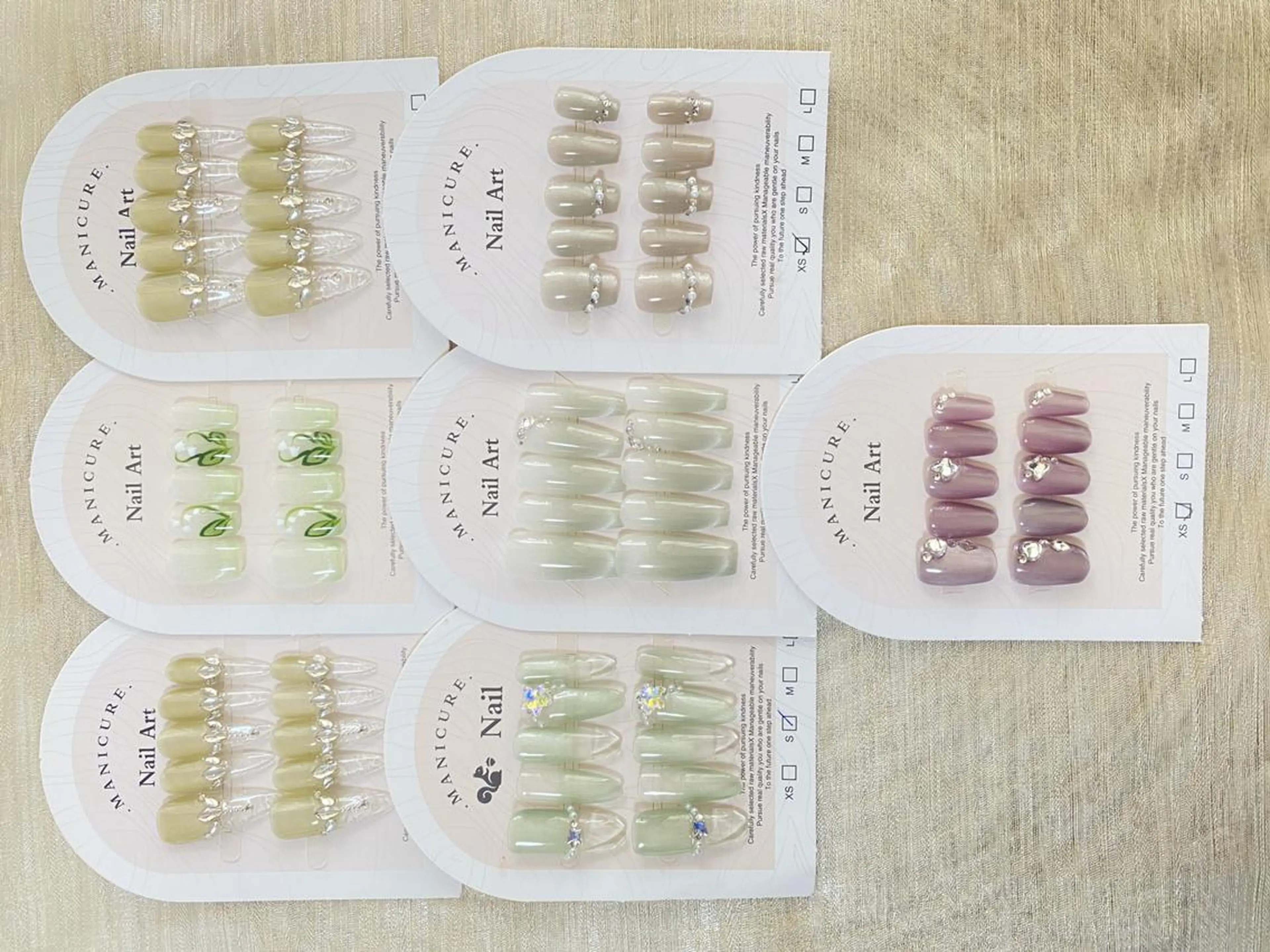 ネイル Alra アルラのネイルデザイン