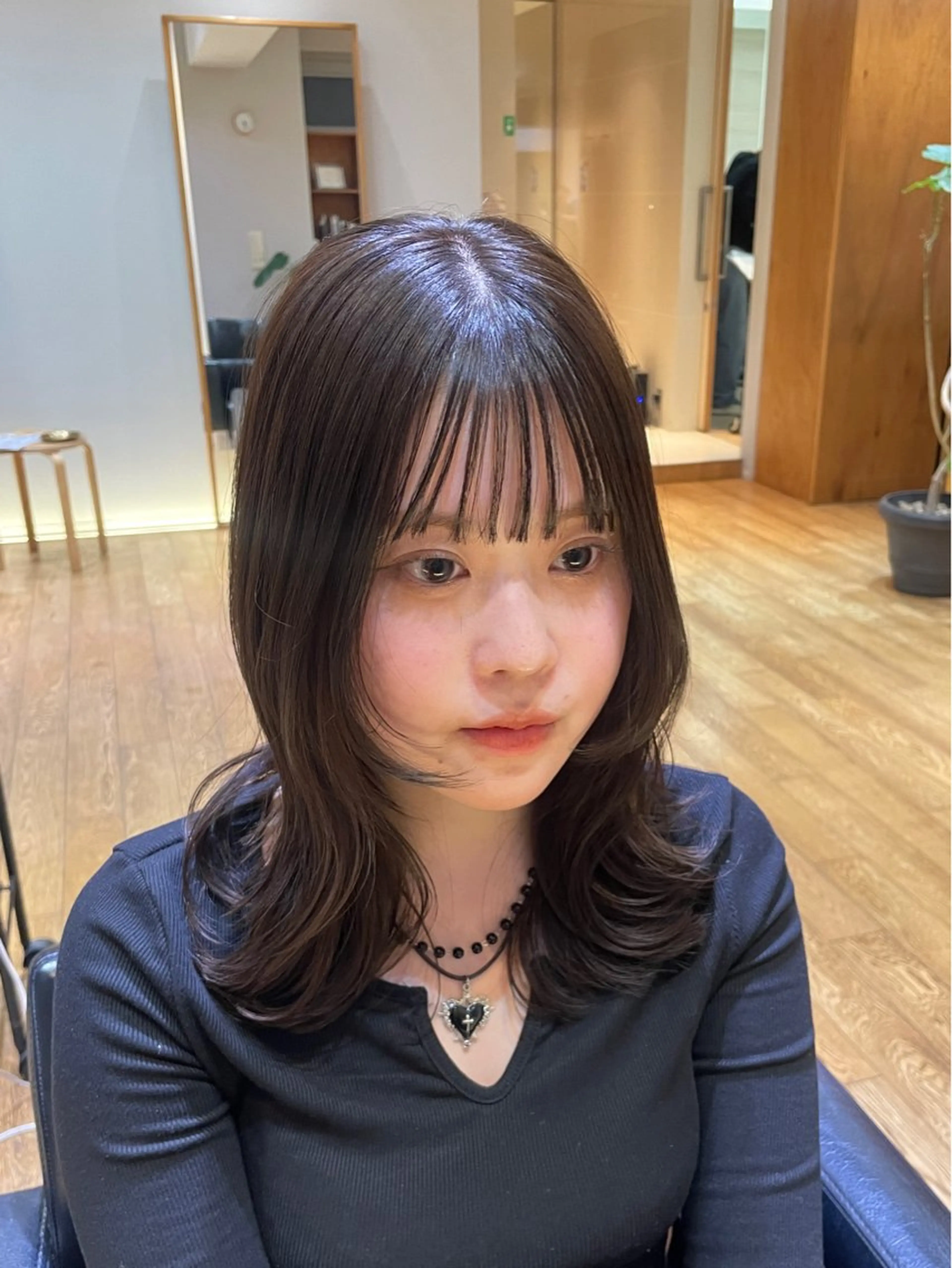 ミディアム カラー 透明感カラー くびれヘア レイヤーカット カット ヘアカラー トリートメント 縮毛矯正/レイヤー 🌙児玉光瑠のヘアスタイル